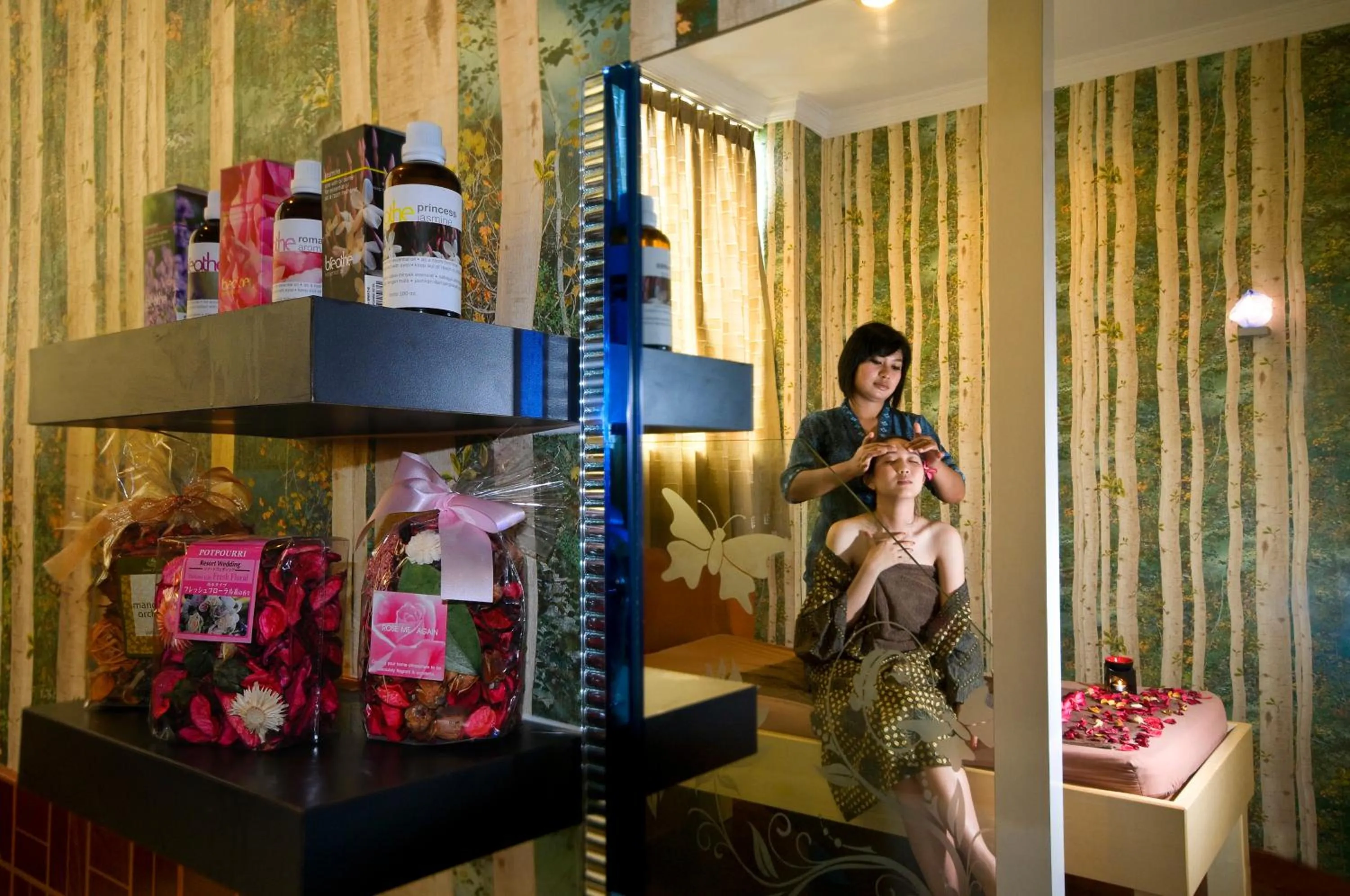 Spa and wellness centre/facilities in Golden View Hotel