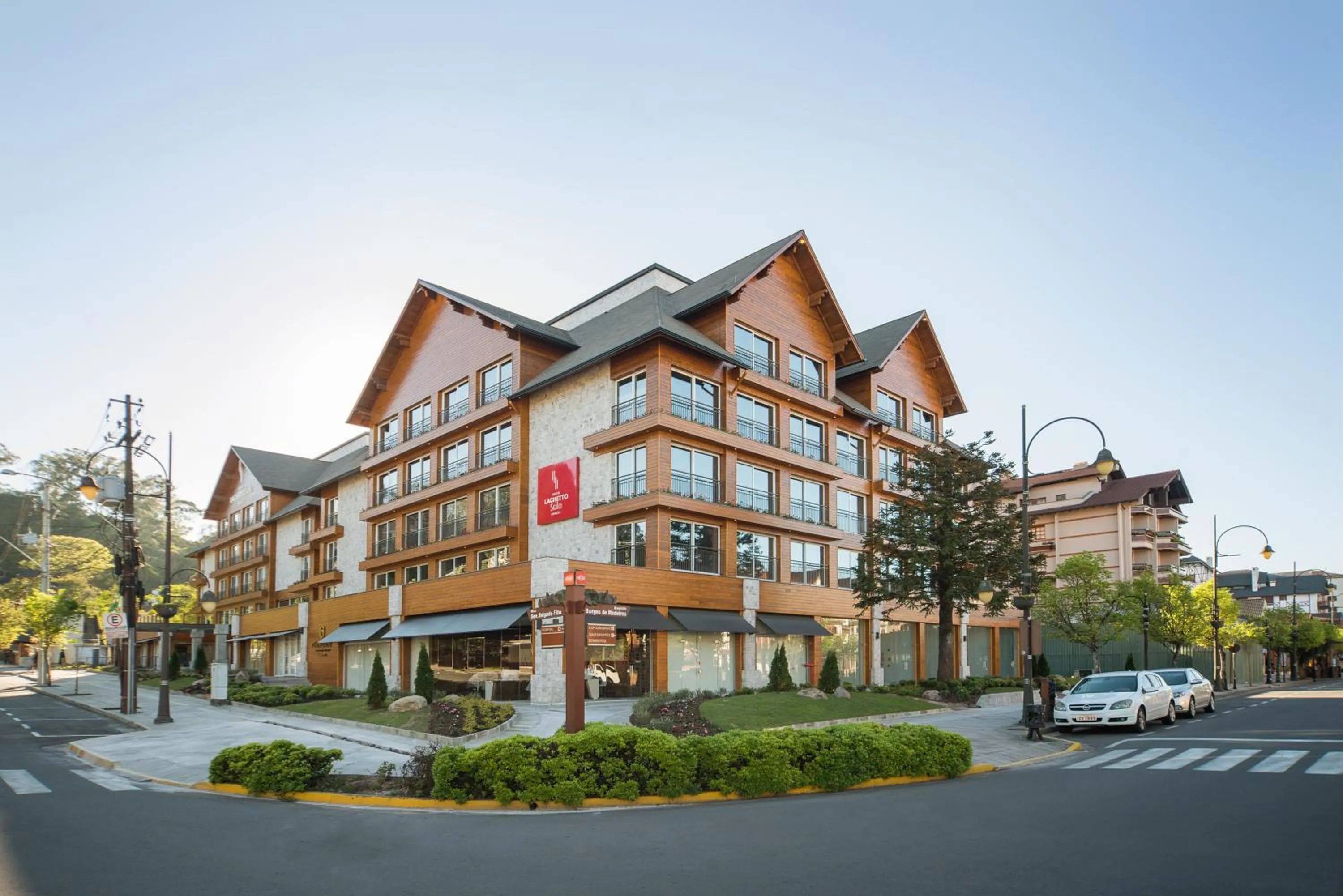 Facade/entrance in Hotel Laghetto Stilo Borges Oficial