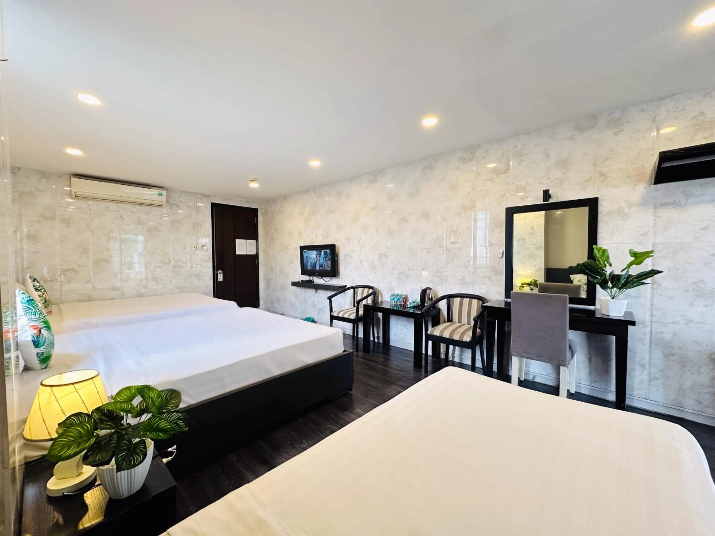 TV and multimedia, Bed in Centana Ben Thanh Hotel