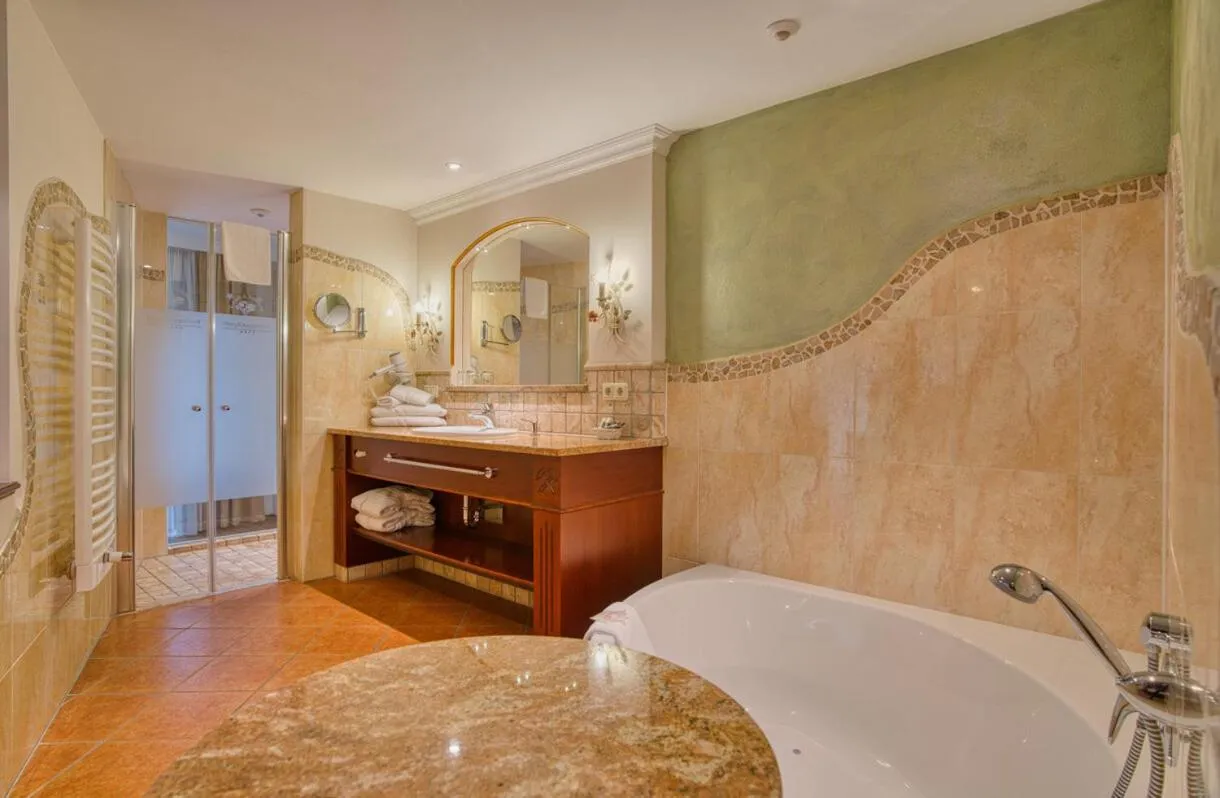 Kristall- & Vitalhotel Bergknappenhof