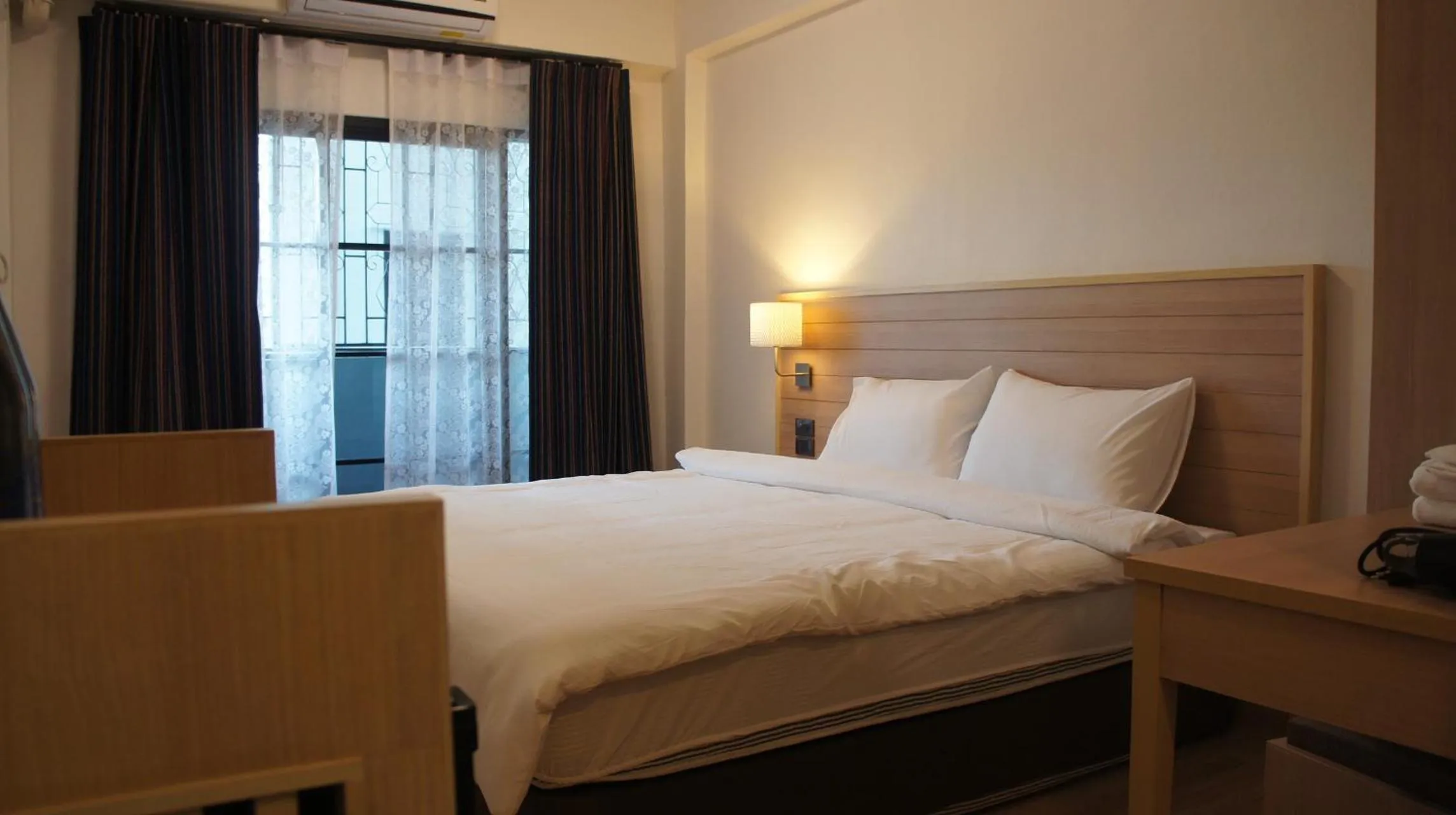 Bed in RCN Court & Inn