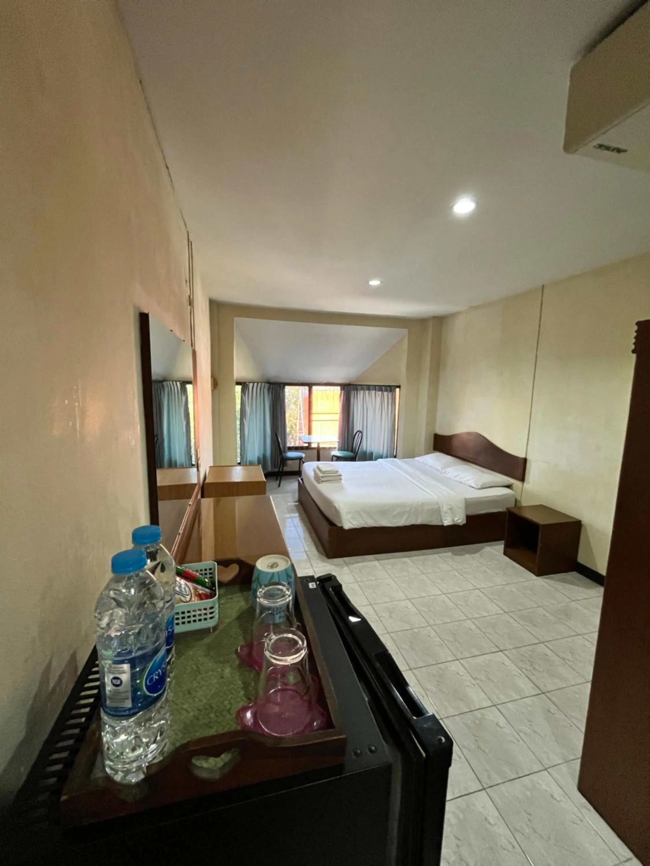 Bed in RCN Court & Inn