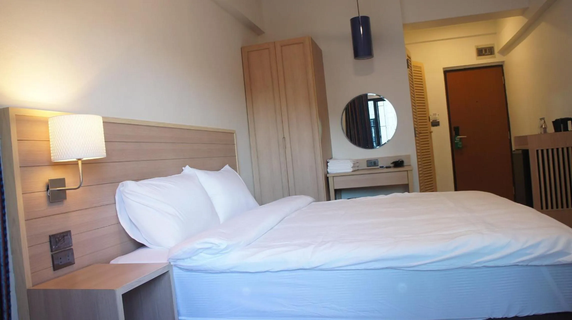 Bed in RCN Court & Inn