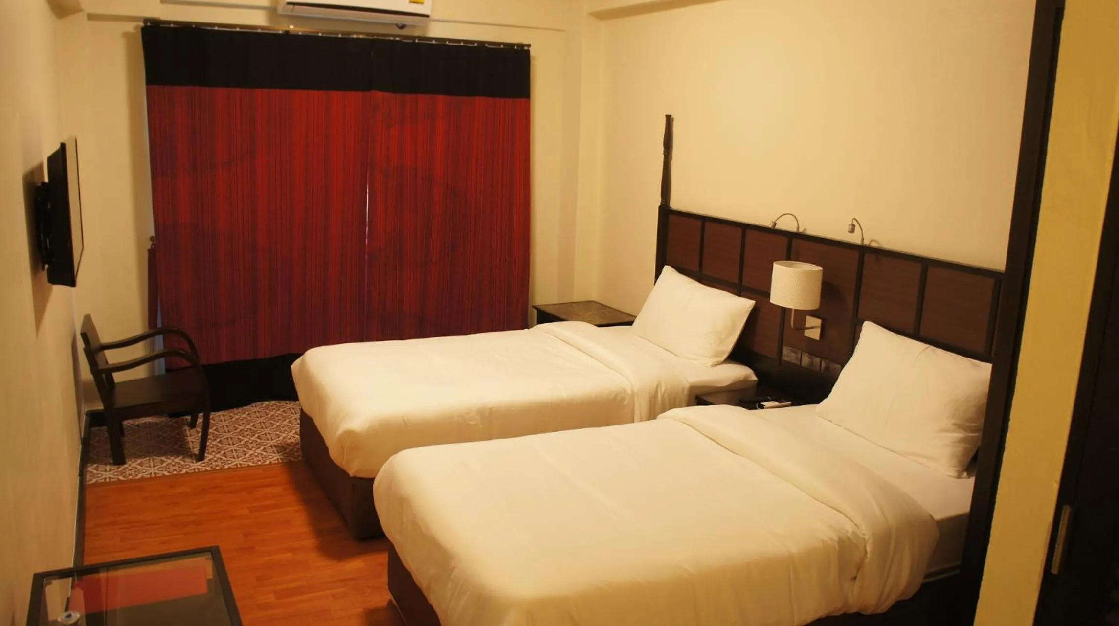 Bed in RCN Court & Inn