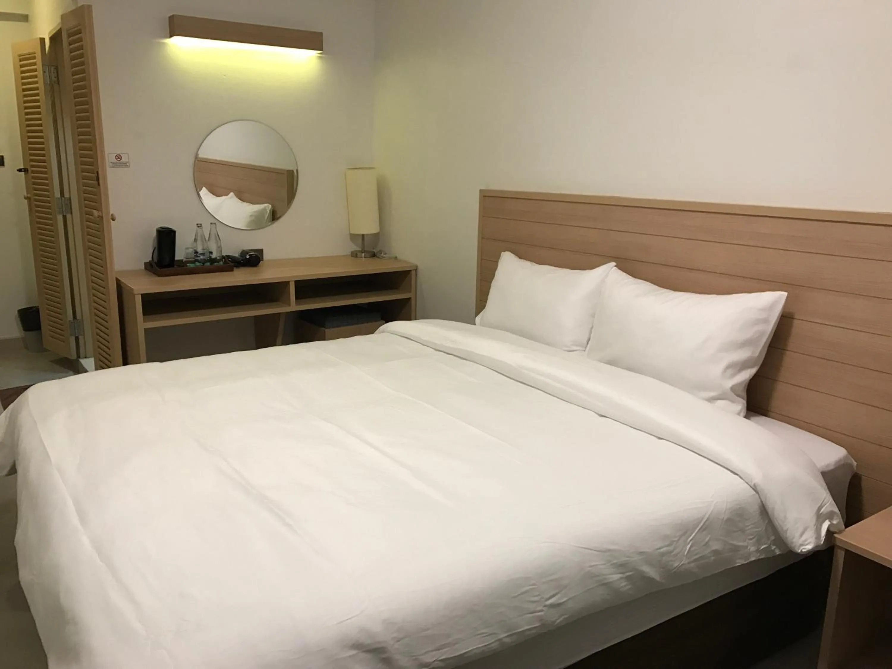 Bed in RCN Court & Inn