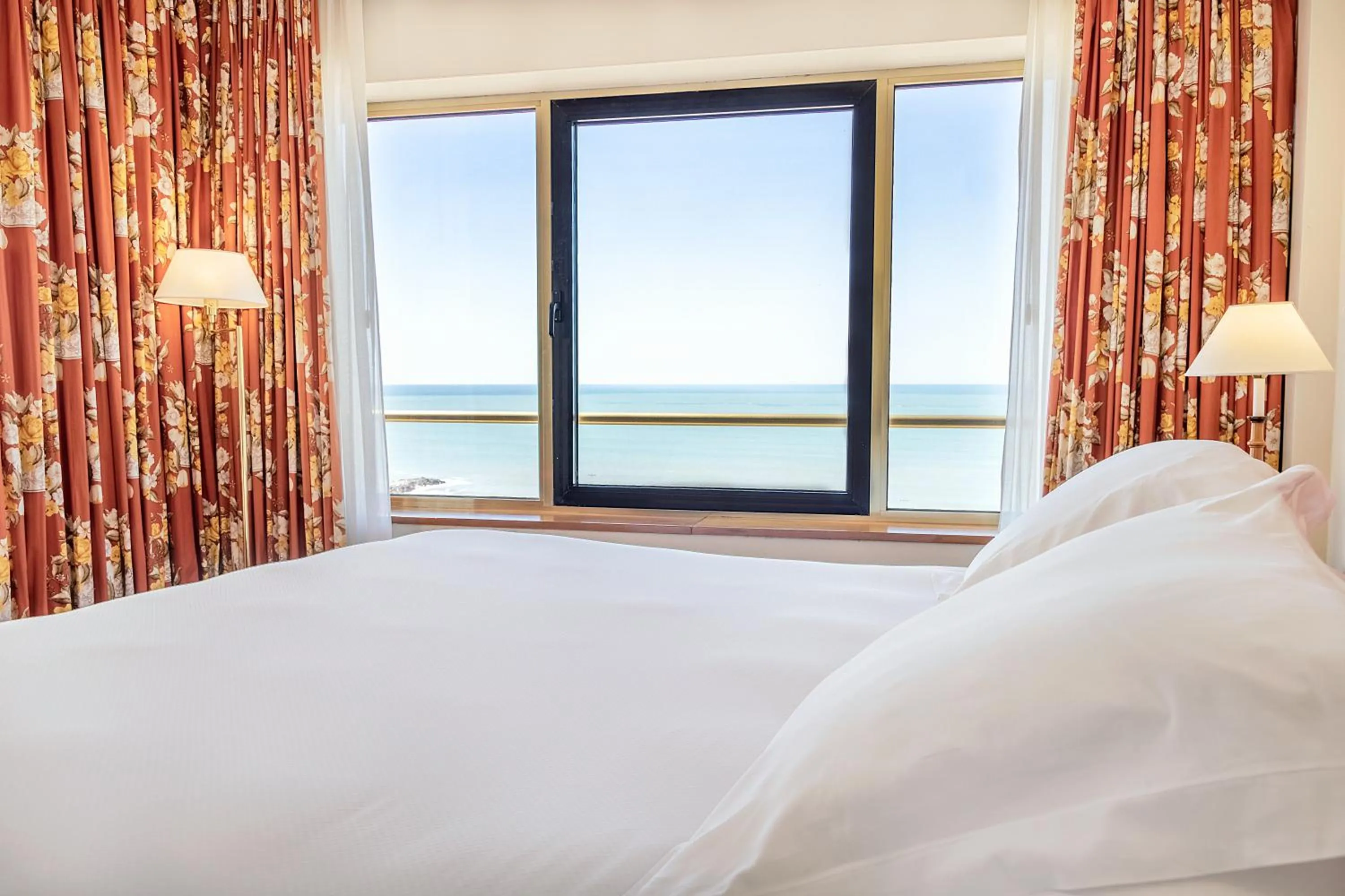 Bedroom, Bed in Hotel Costa Galana