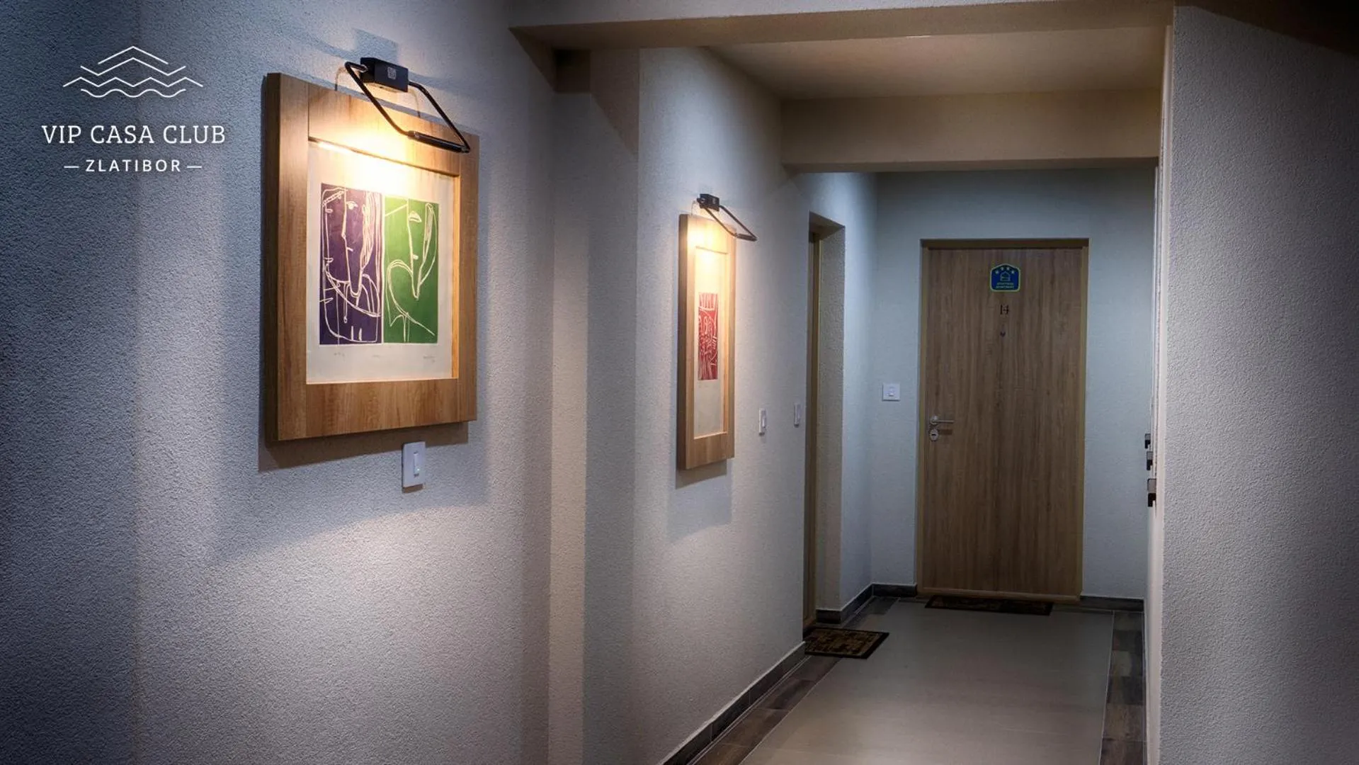 Text overlay in Vip Casa Club Zlatibor