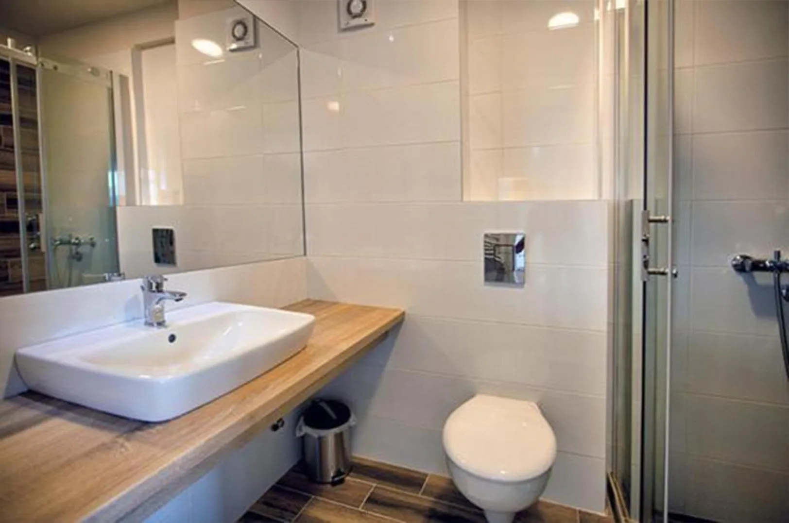 Shower in Vip Casa Club Zlatibor
