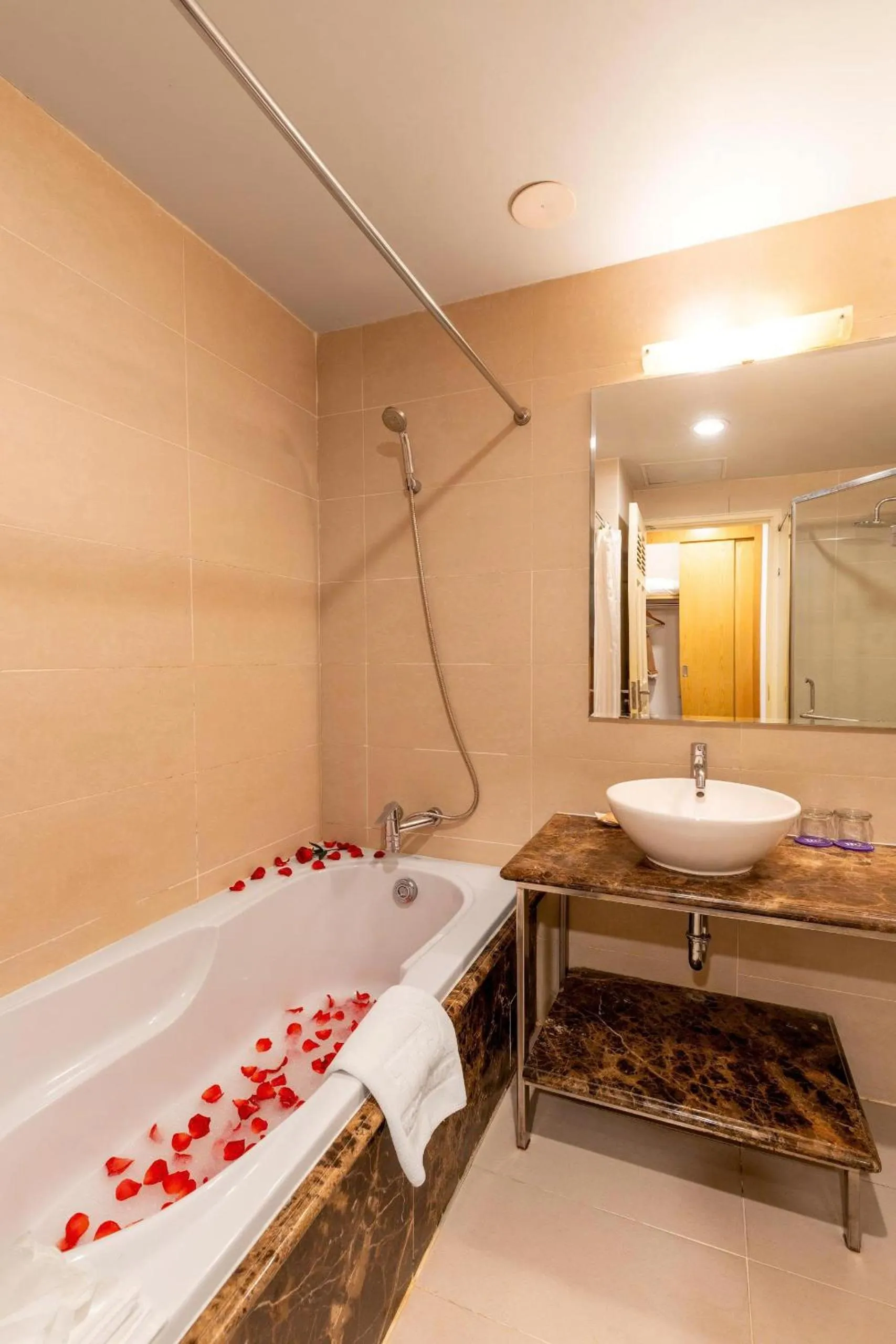 TTC Hotel - Ngoc Lan