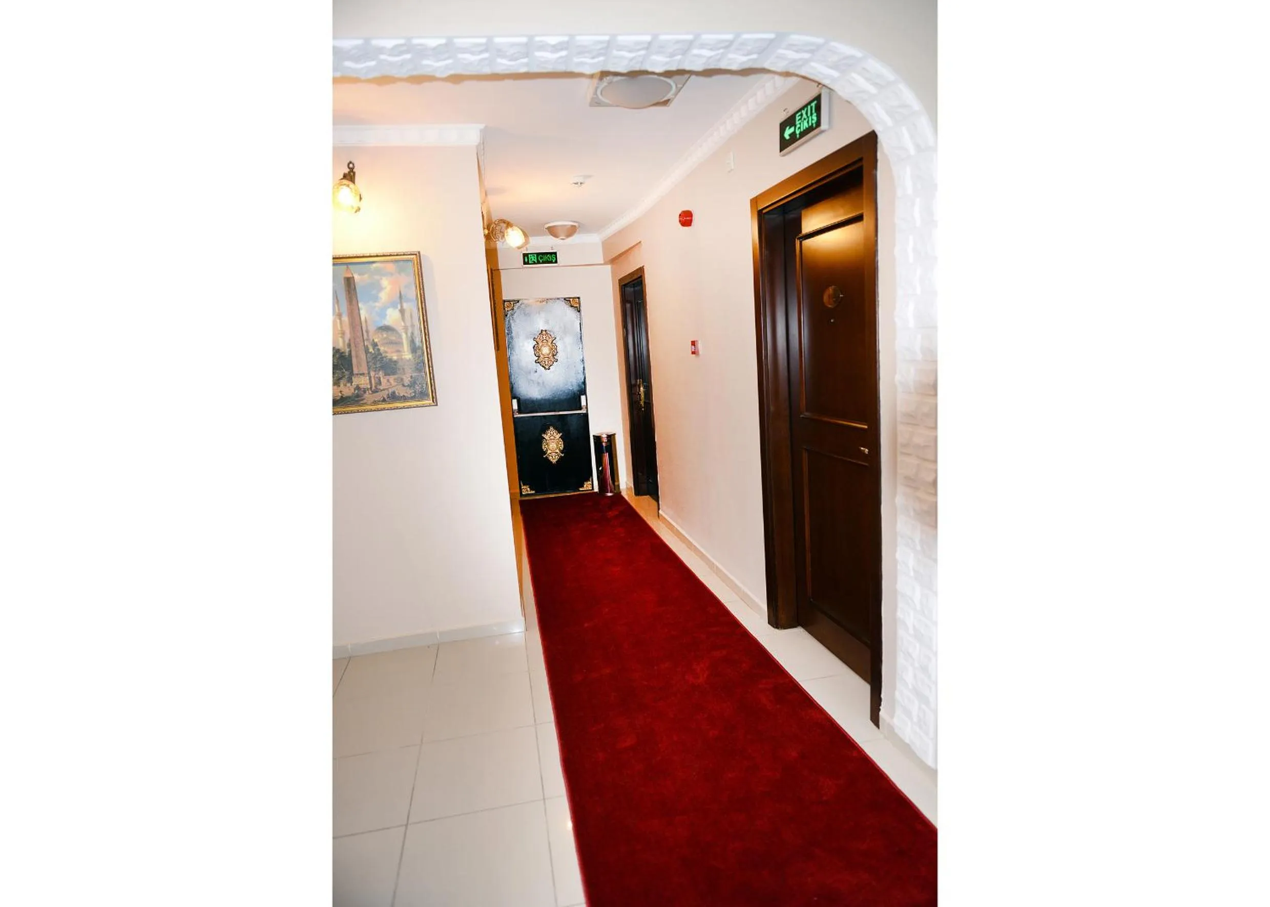 Decorative detail in Hotel Grand Umit