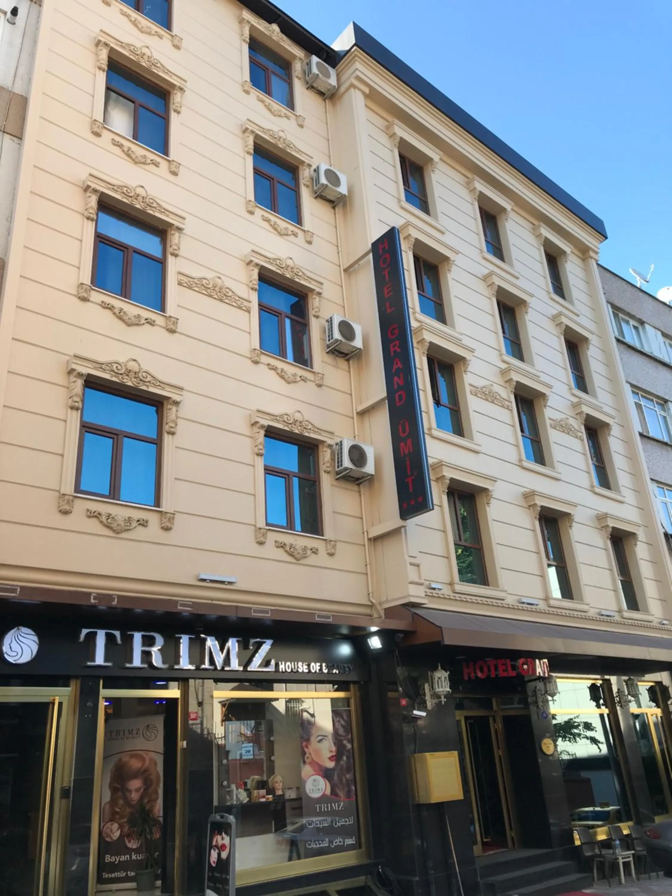 Property building in Hotel Grand Umit