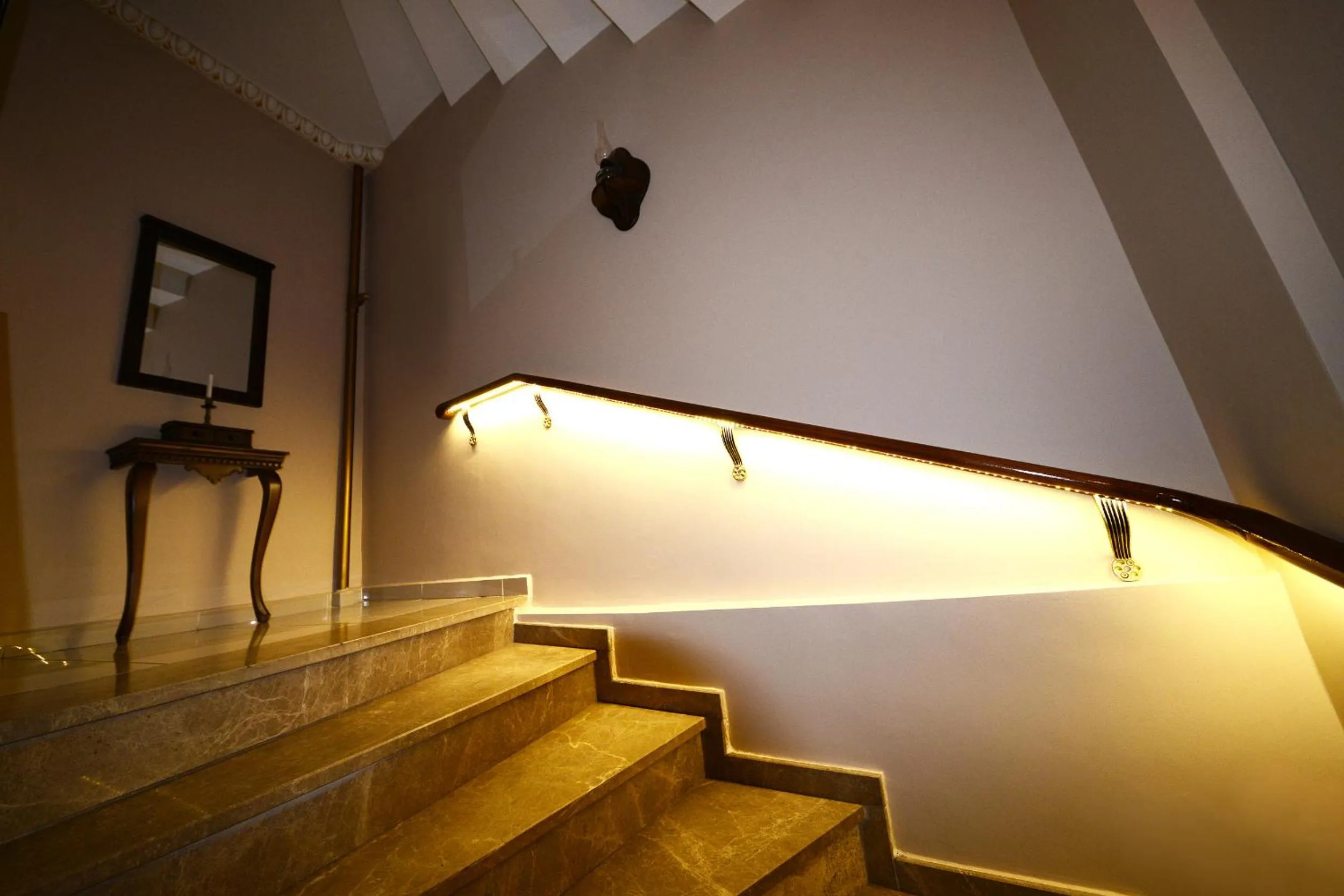 Decorative detail in Hotel Grand Umit