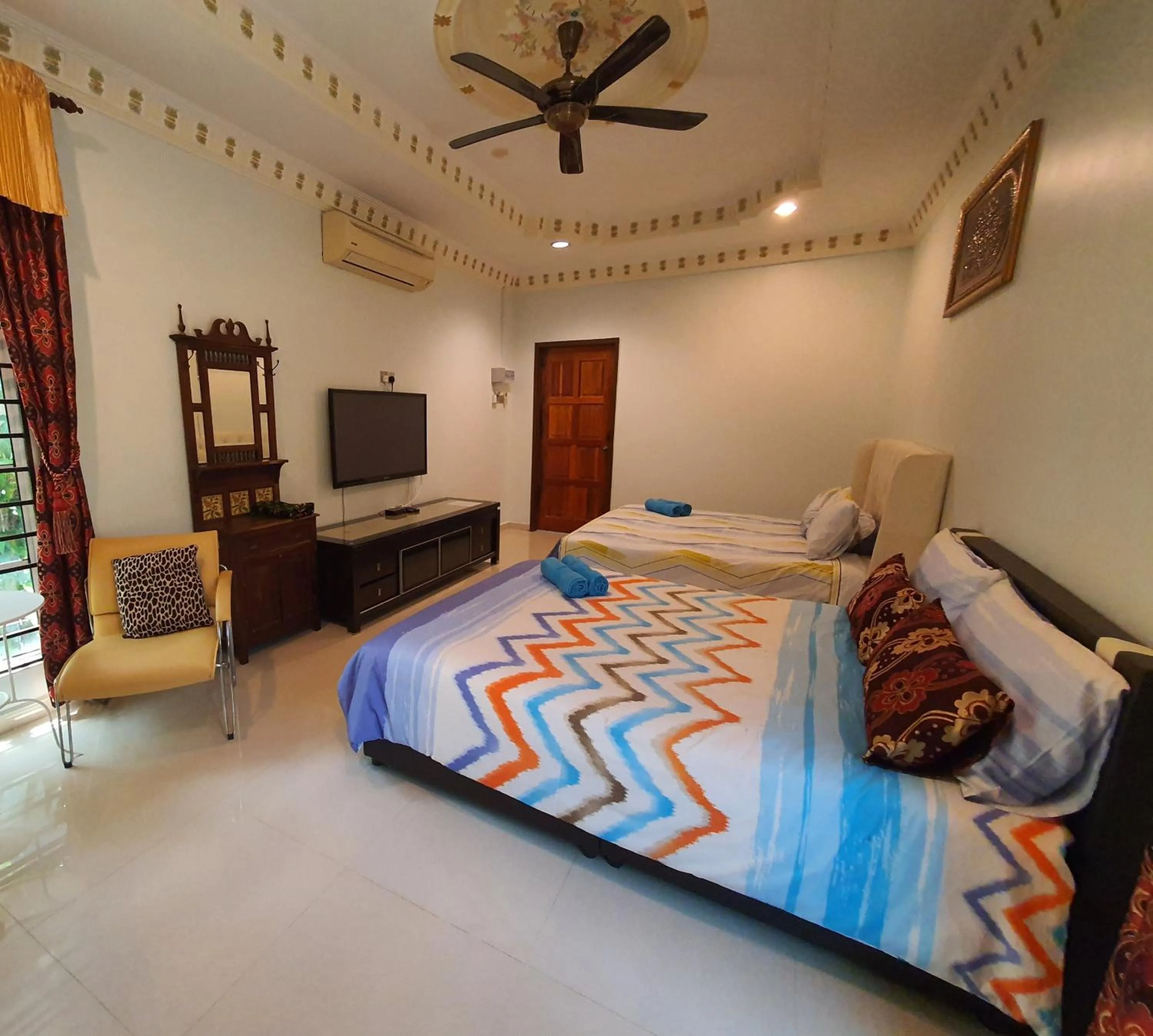 Bedroom, Bed in Villa Temila