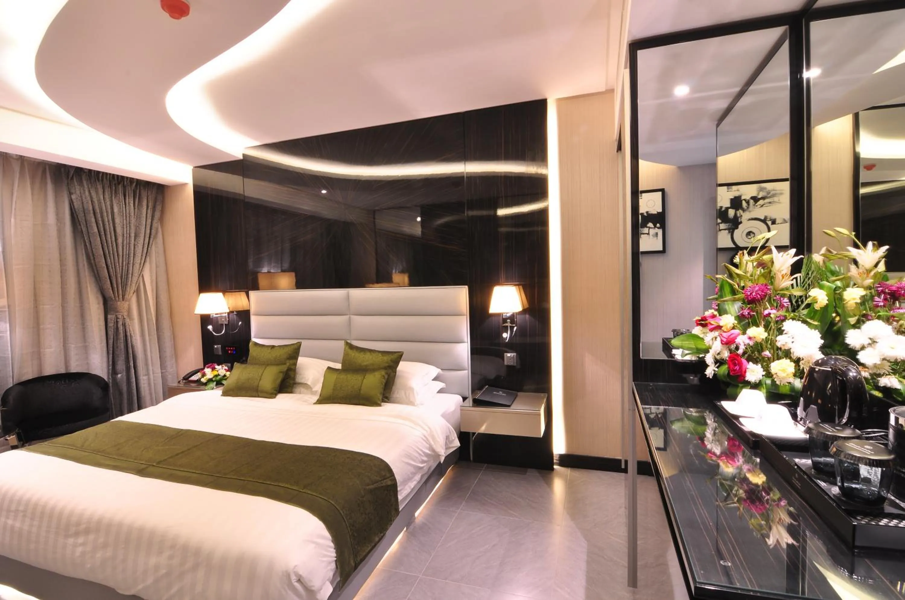 Bedroom, Bed in Frsan Palace Hotel