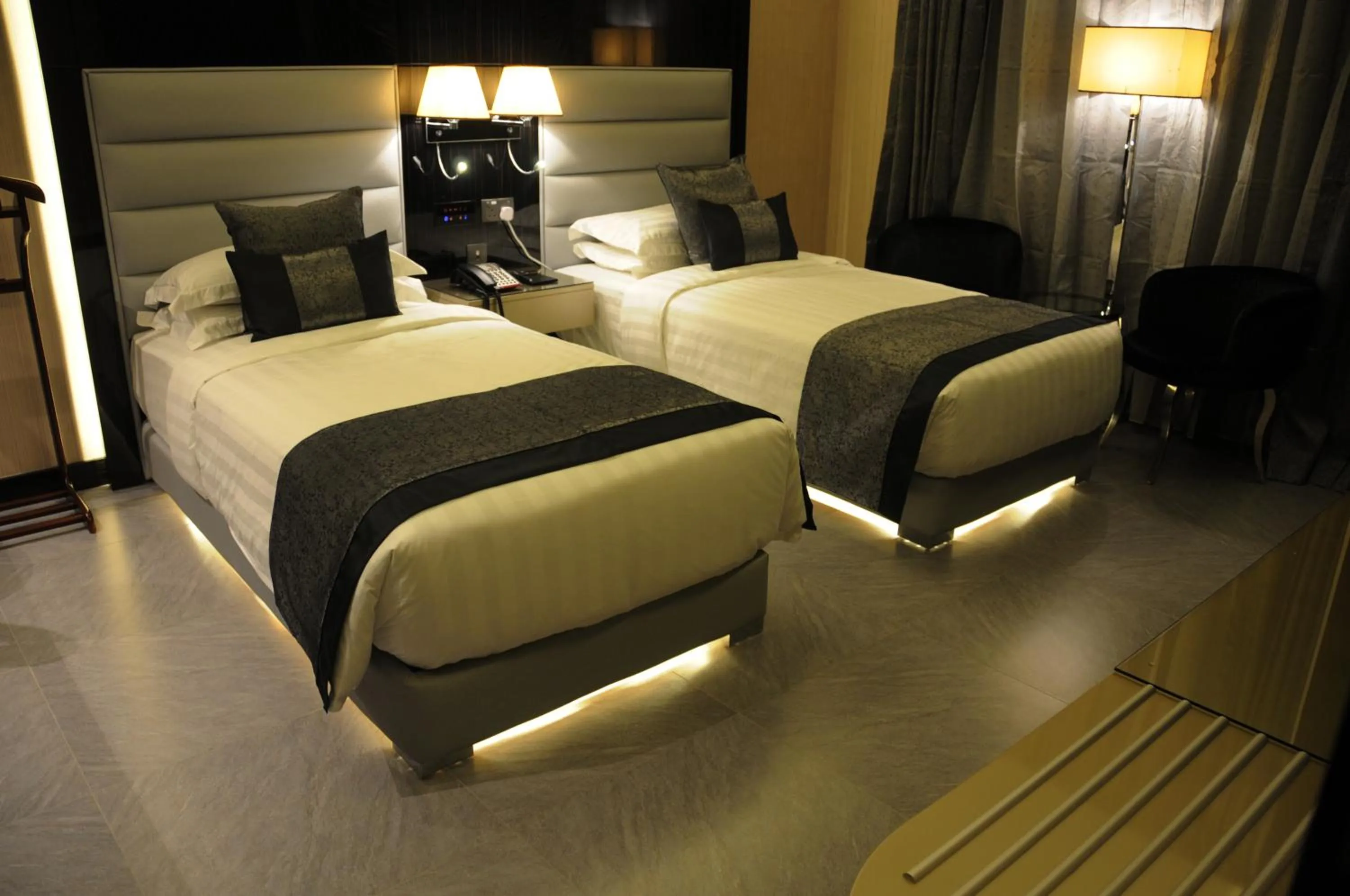 Photo of the whole room, Bed in Frsan Palace Hotel