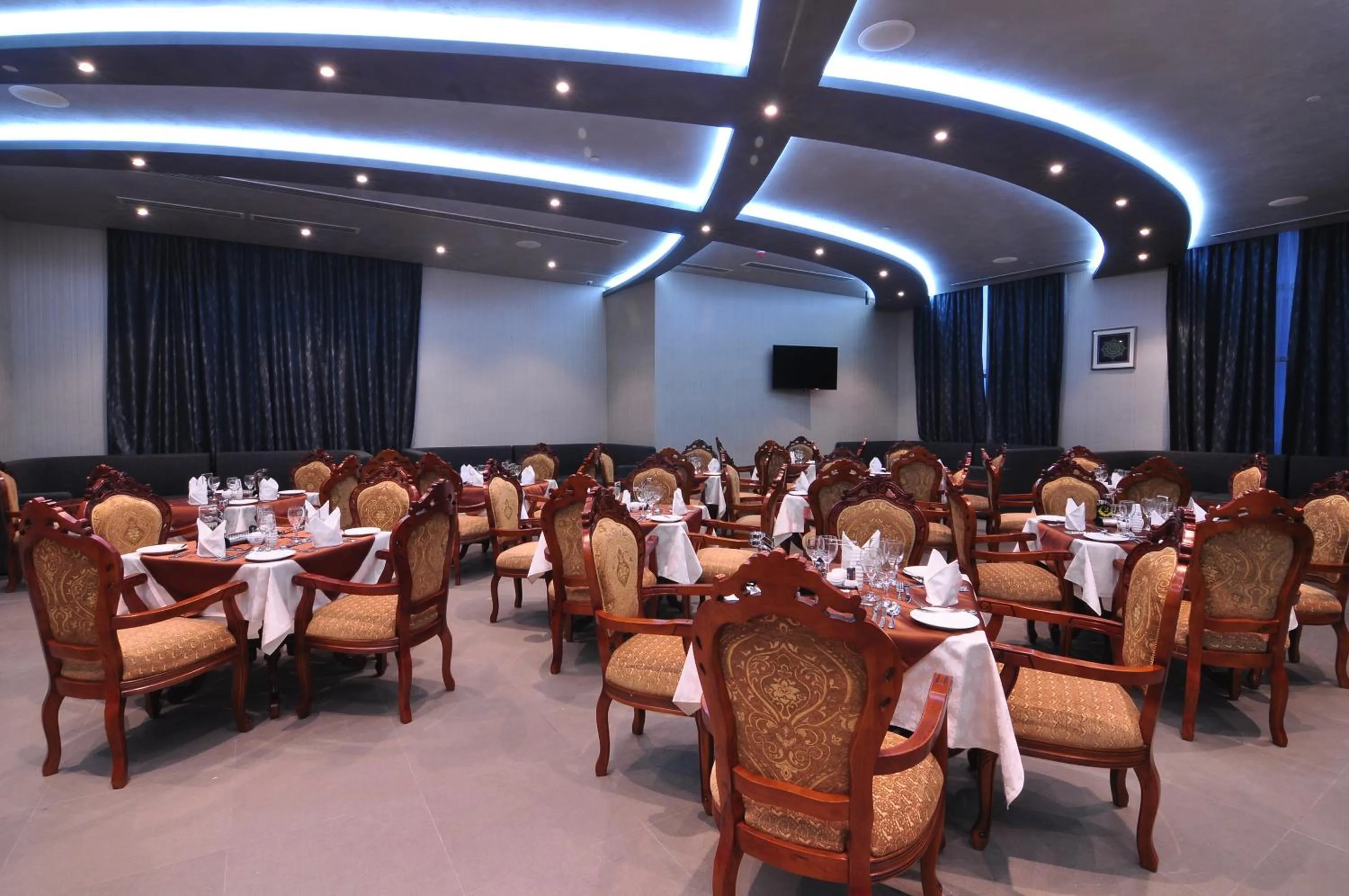 Food in Frsan Palace Hotel