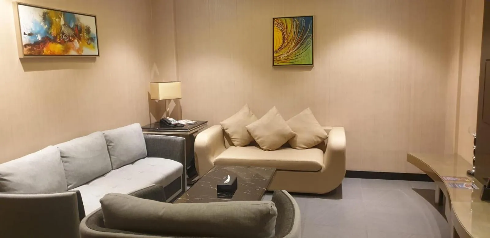 Living room in Frsan Palace Hotel