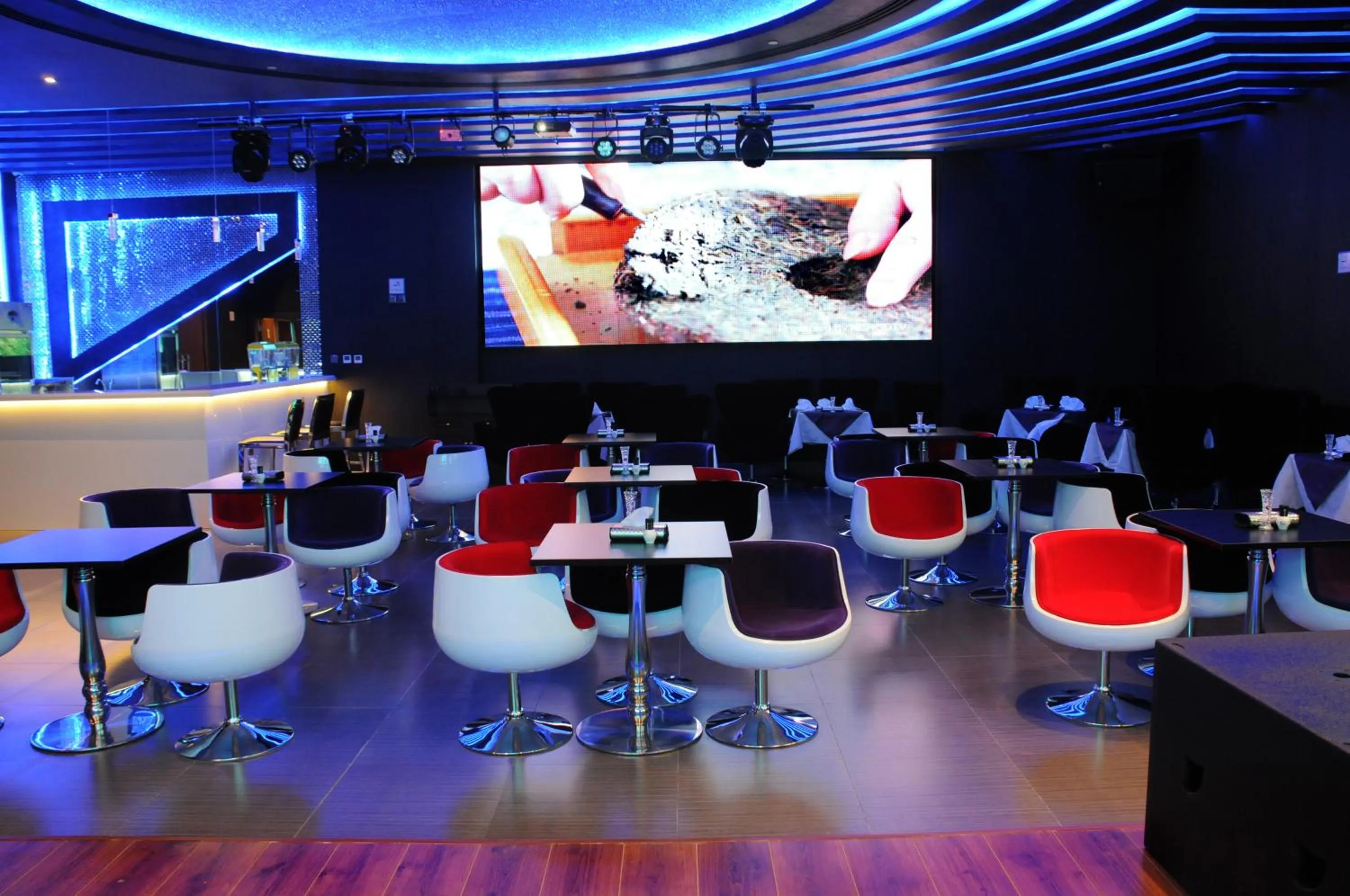 Nightclub / DJ in Frsan Palace Hotel