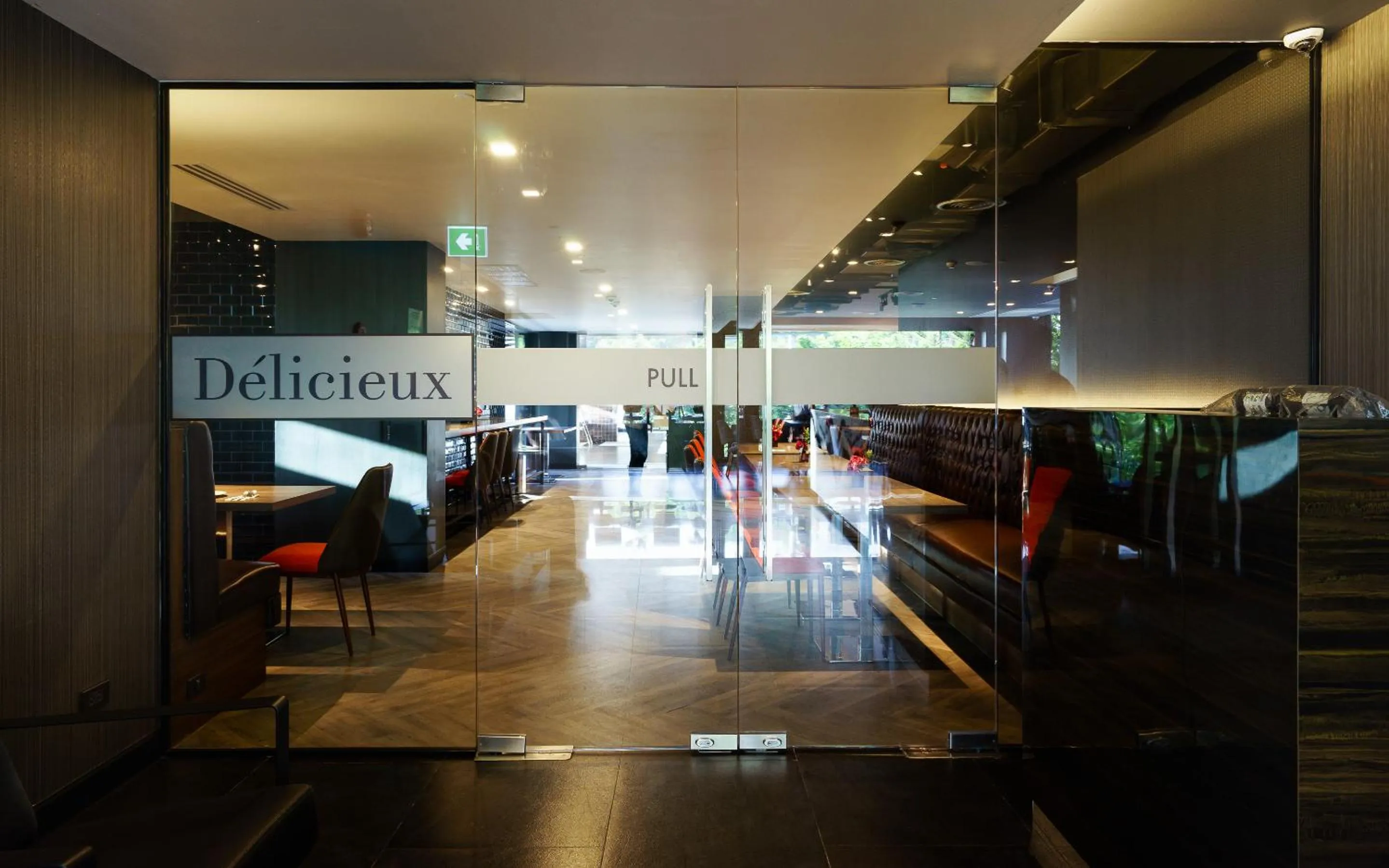 Restaurant/places to eat in STAY Hotel BKK