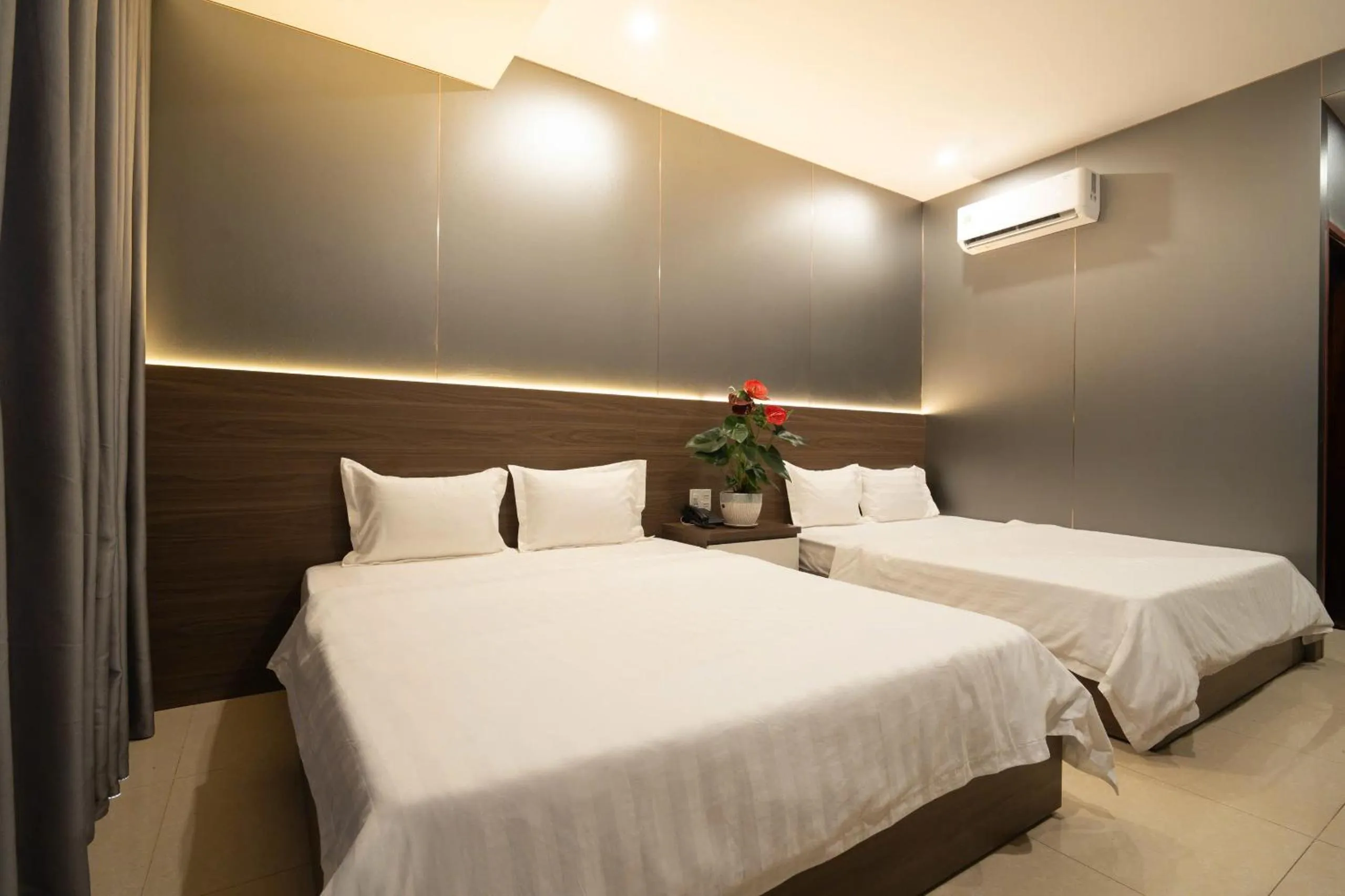 Bed in Ngoc Se Hotel