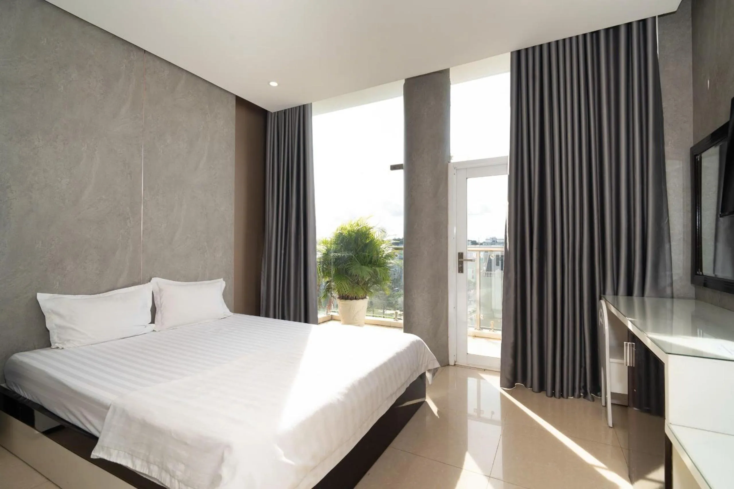 Bed in Ngoc Se Hotel