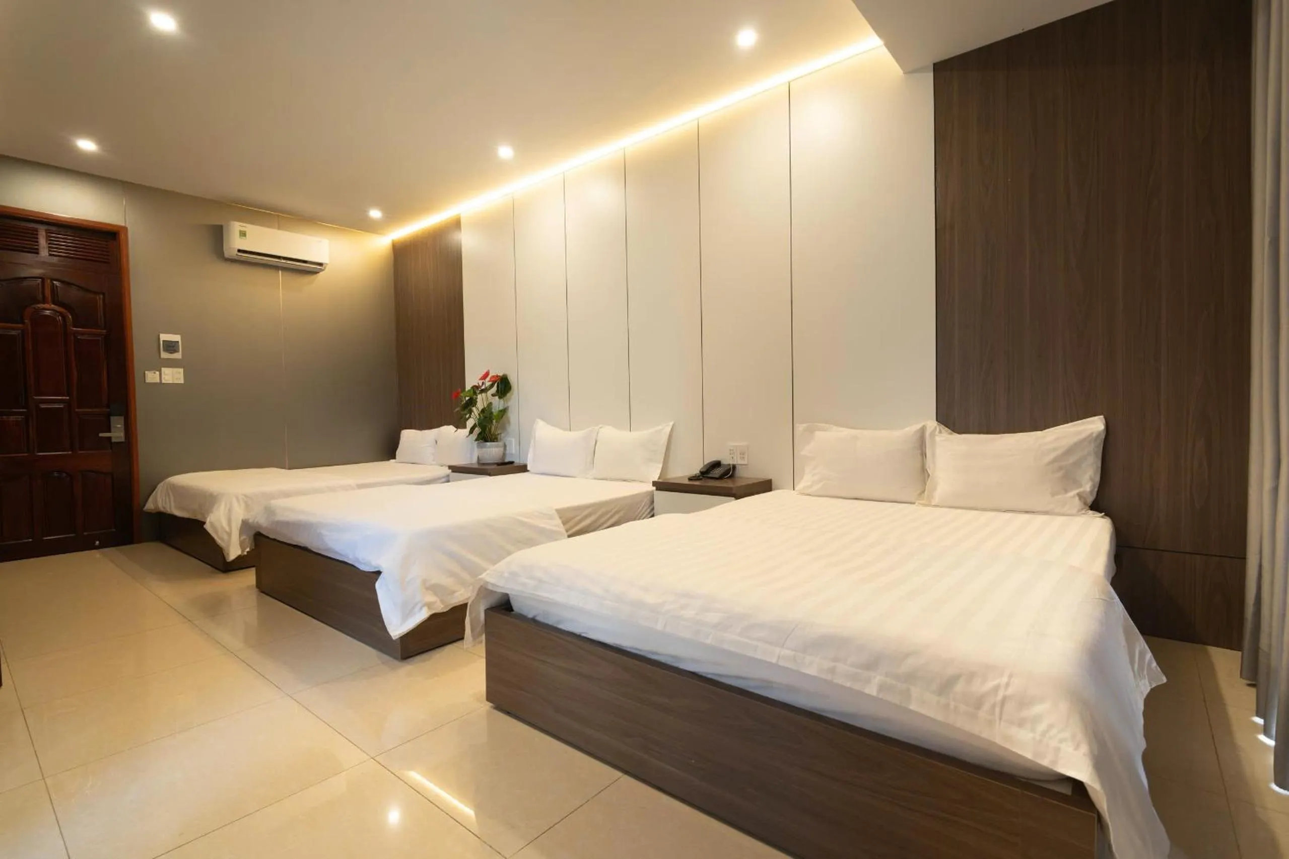 Bed in Ngoc Se Hotel