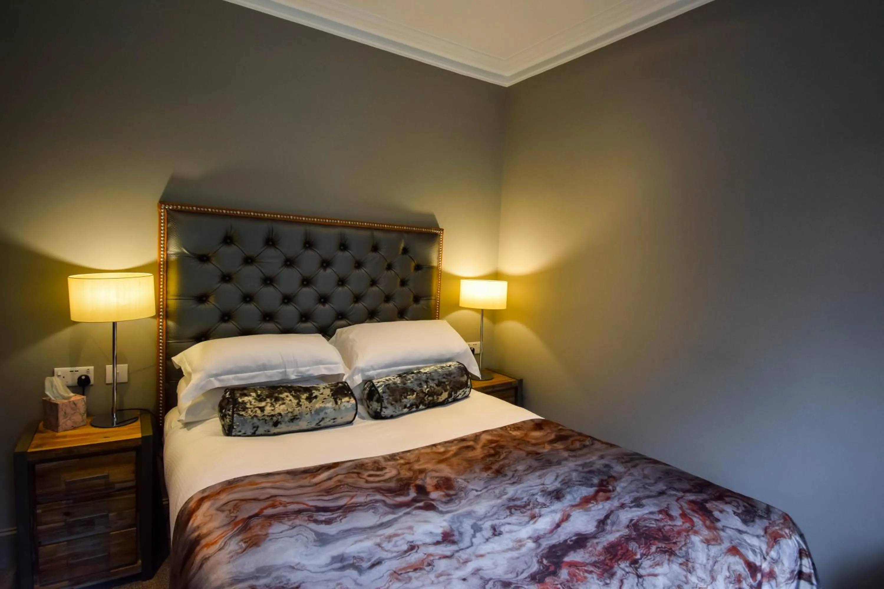 Bed in Craigmhor Lodge & Courtyard