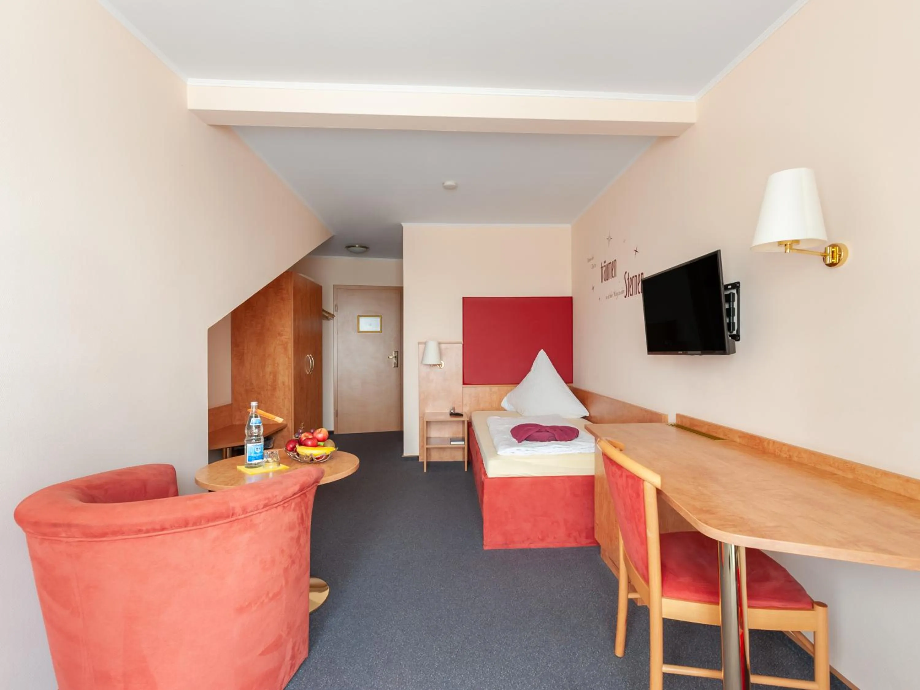 Living room, Bed in Hotel Häfner