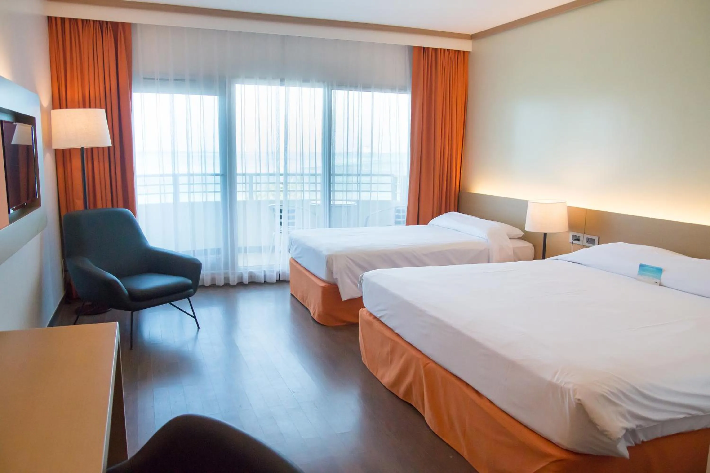 TV and multimedia, Bed in Saipan World Resort