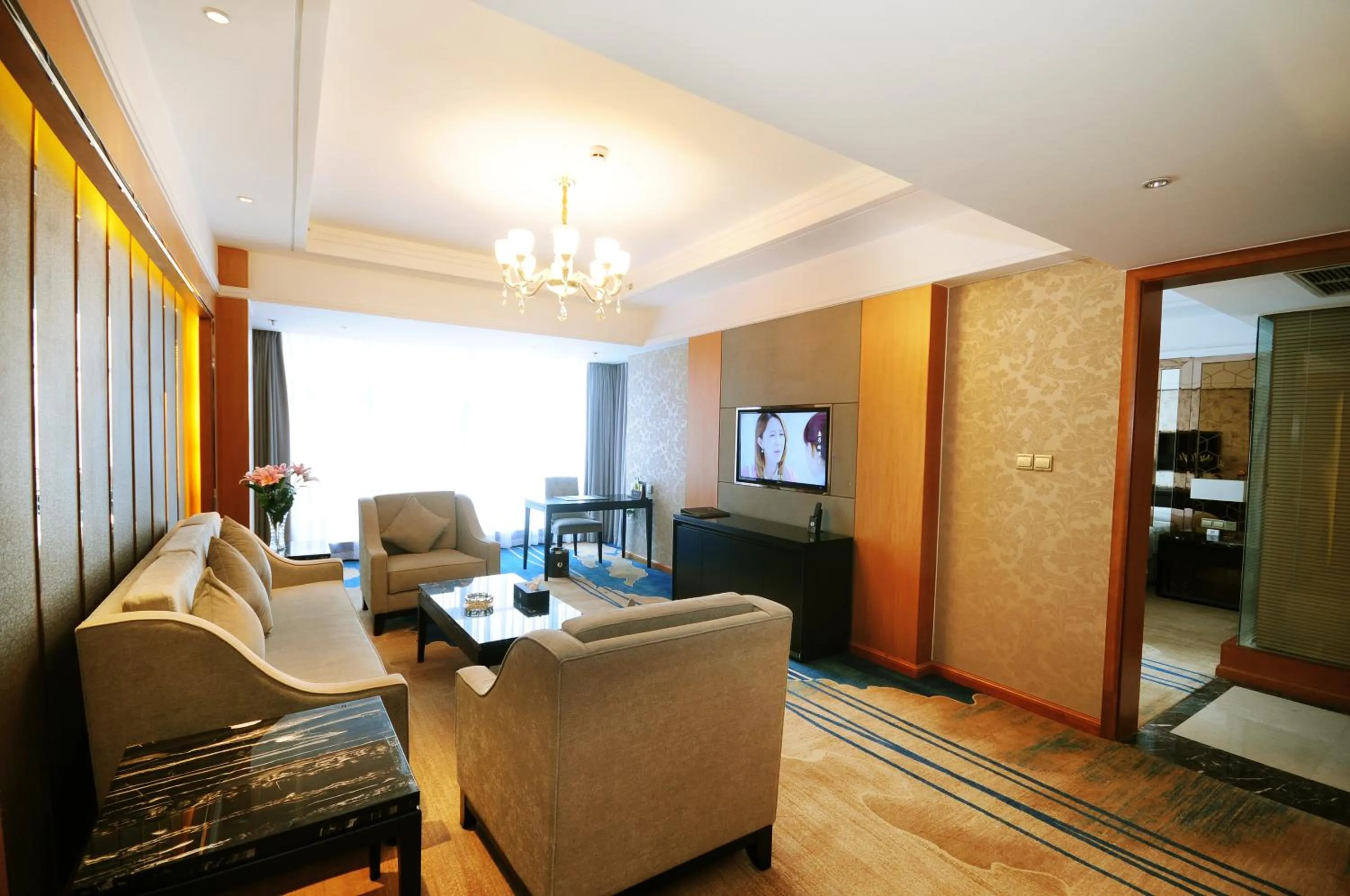 Living room in Airport Jianguo Hotel