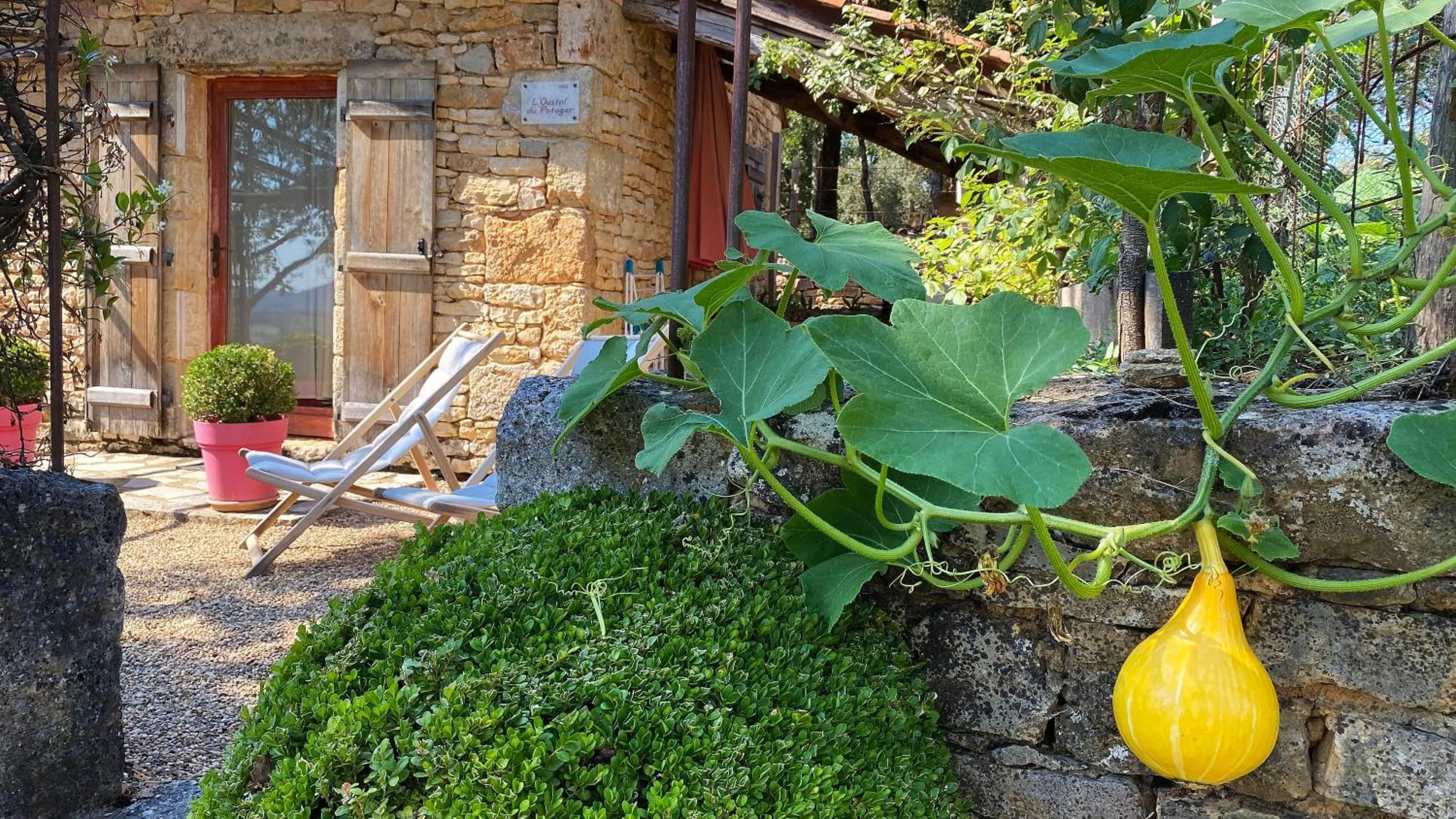 Eco-hameau Du Sentier Des Sources