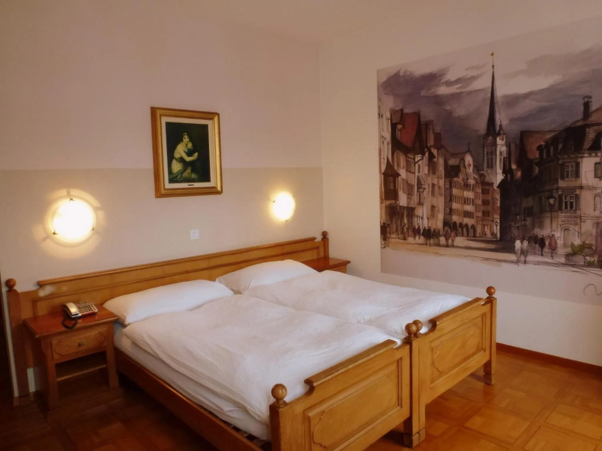 Bed in Hotel Central Continental