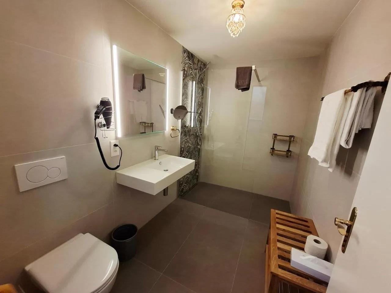 Bathroom in Hotel Central Continental