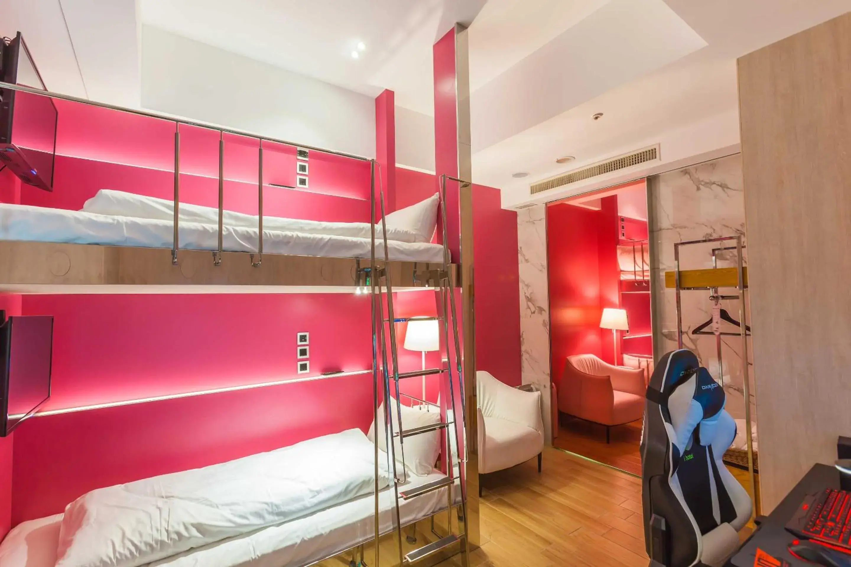 Mixed Dormitory Room in i hotel 中壢館 Mixed Dormitory Room in i hotel 中壢館