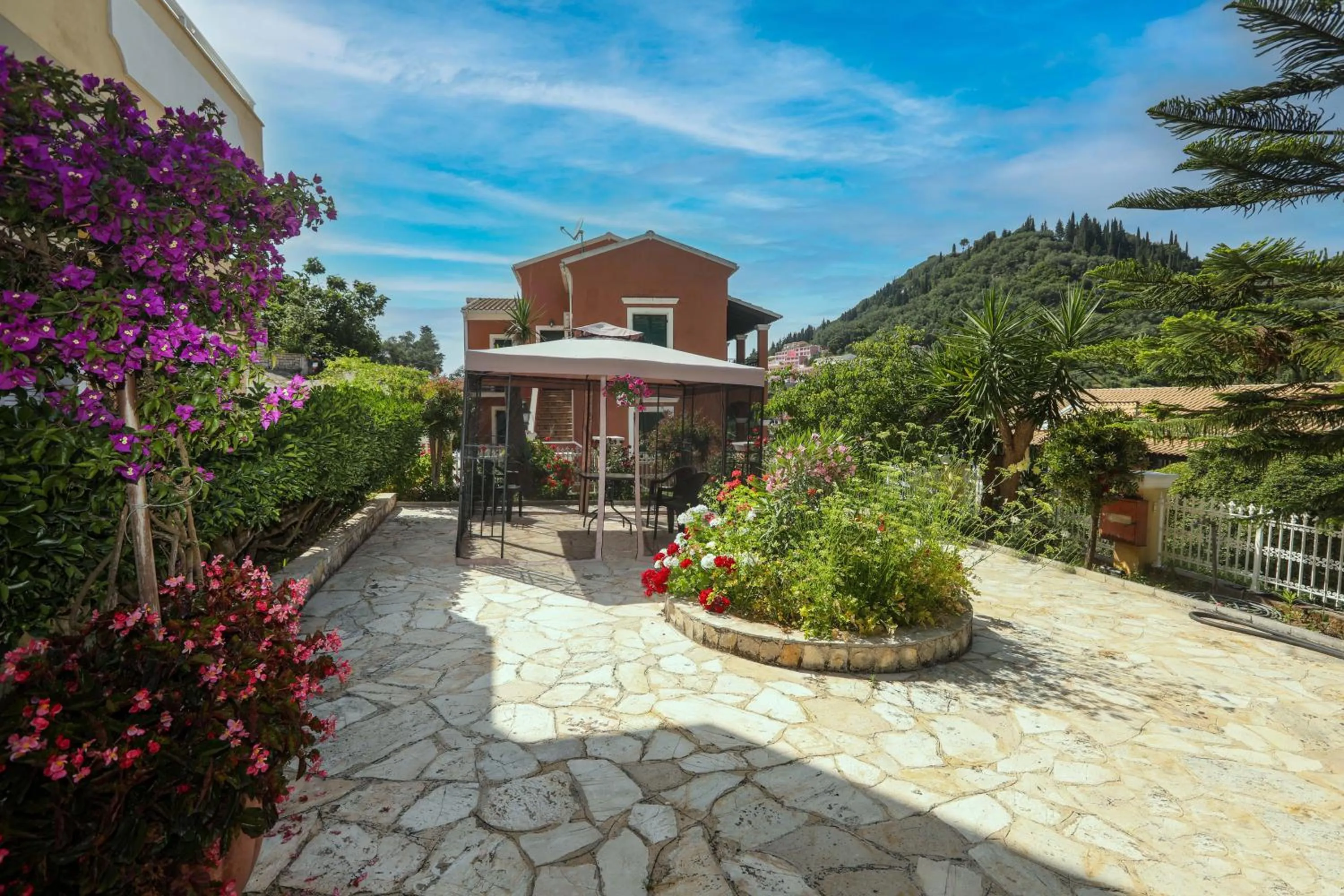 Marina Apartments, Agios Gordios Corfu