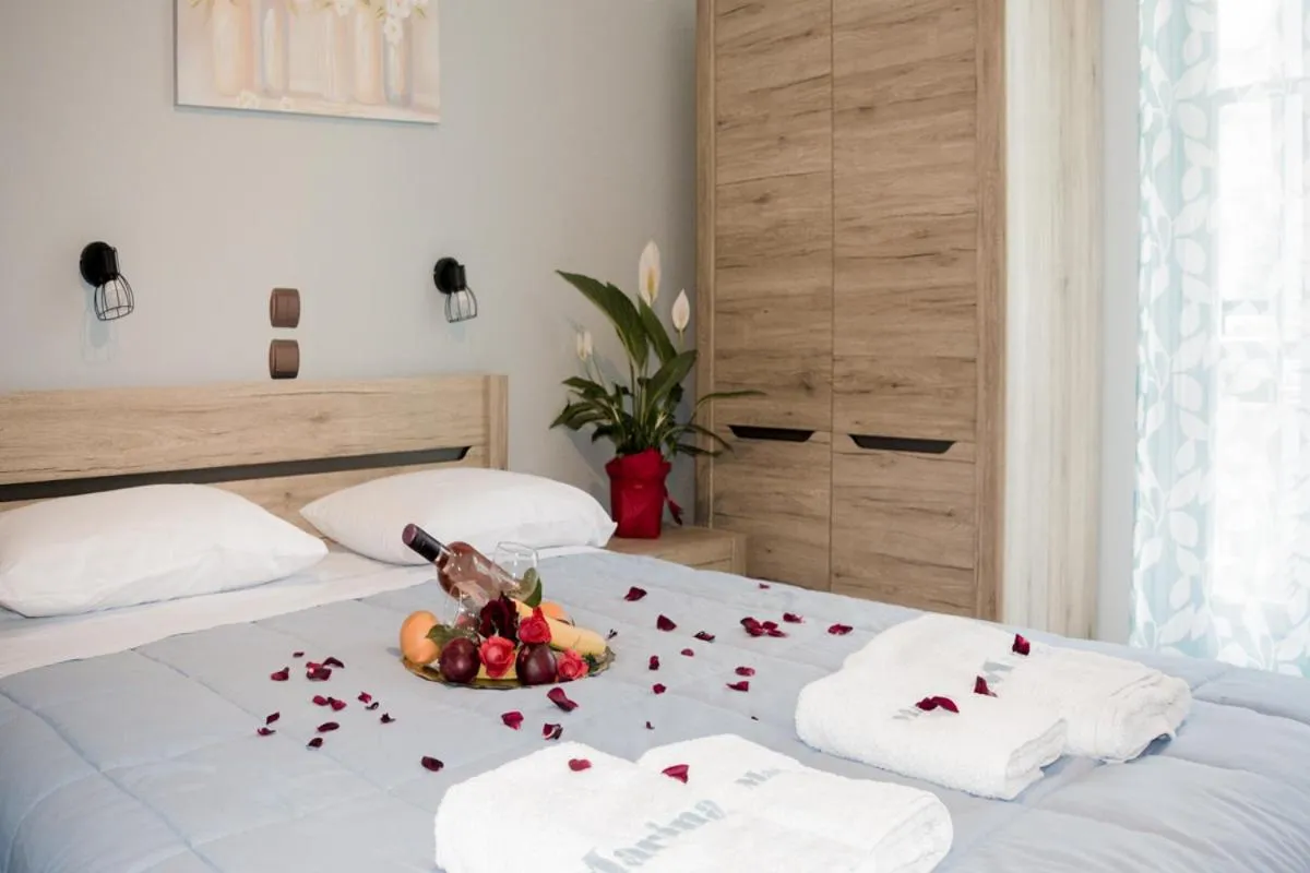 Bed in Marina Apartments, Agios Gordios Corfu