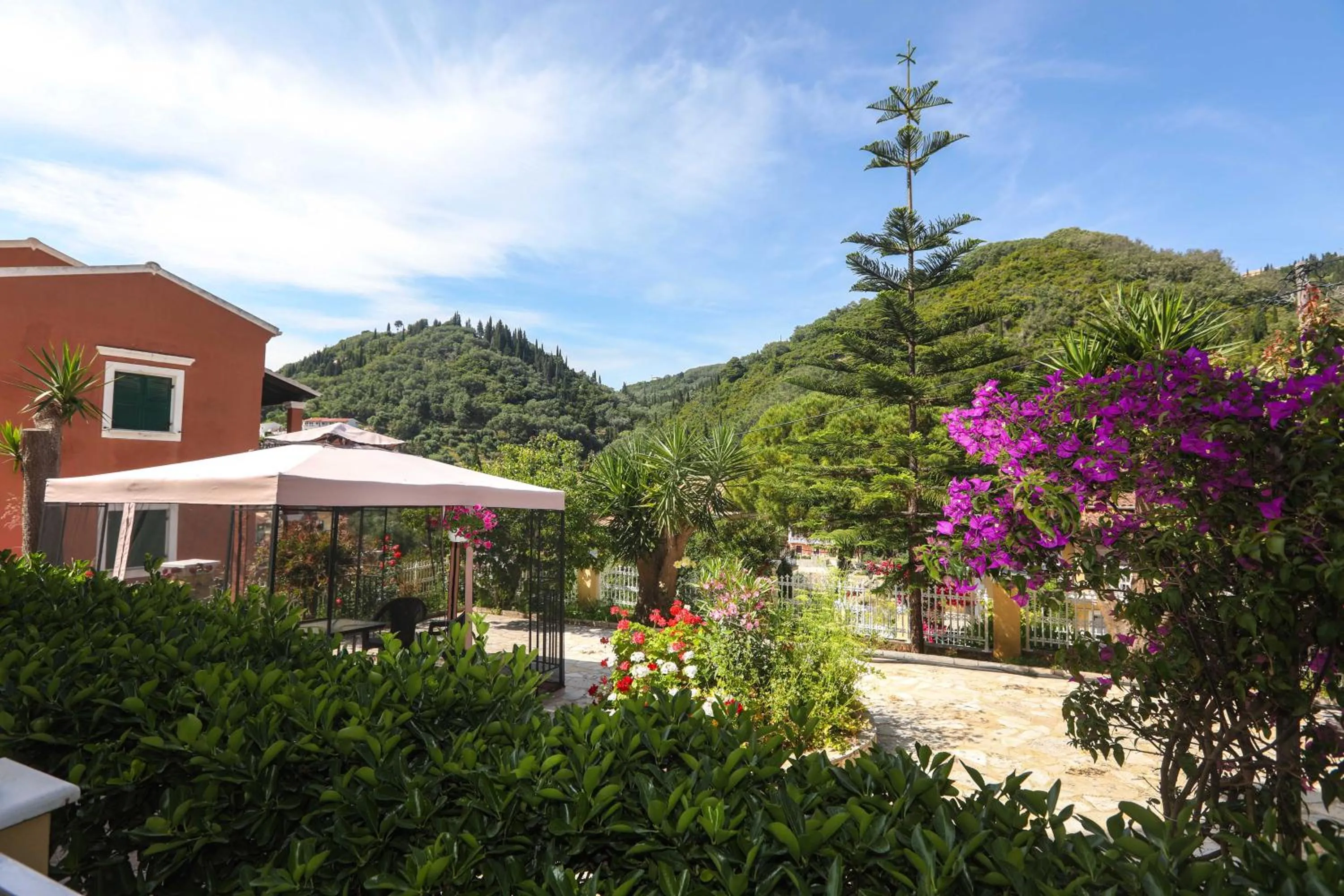 Marina Apartments, Agios Gordios Corfu