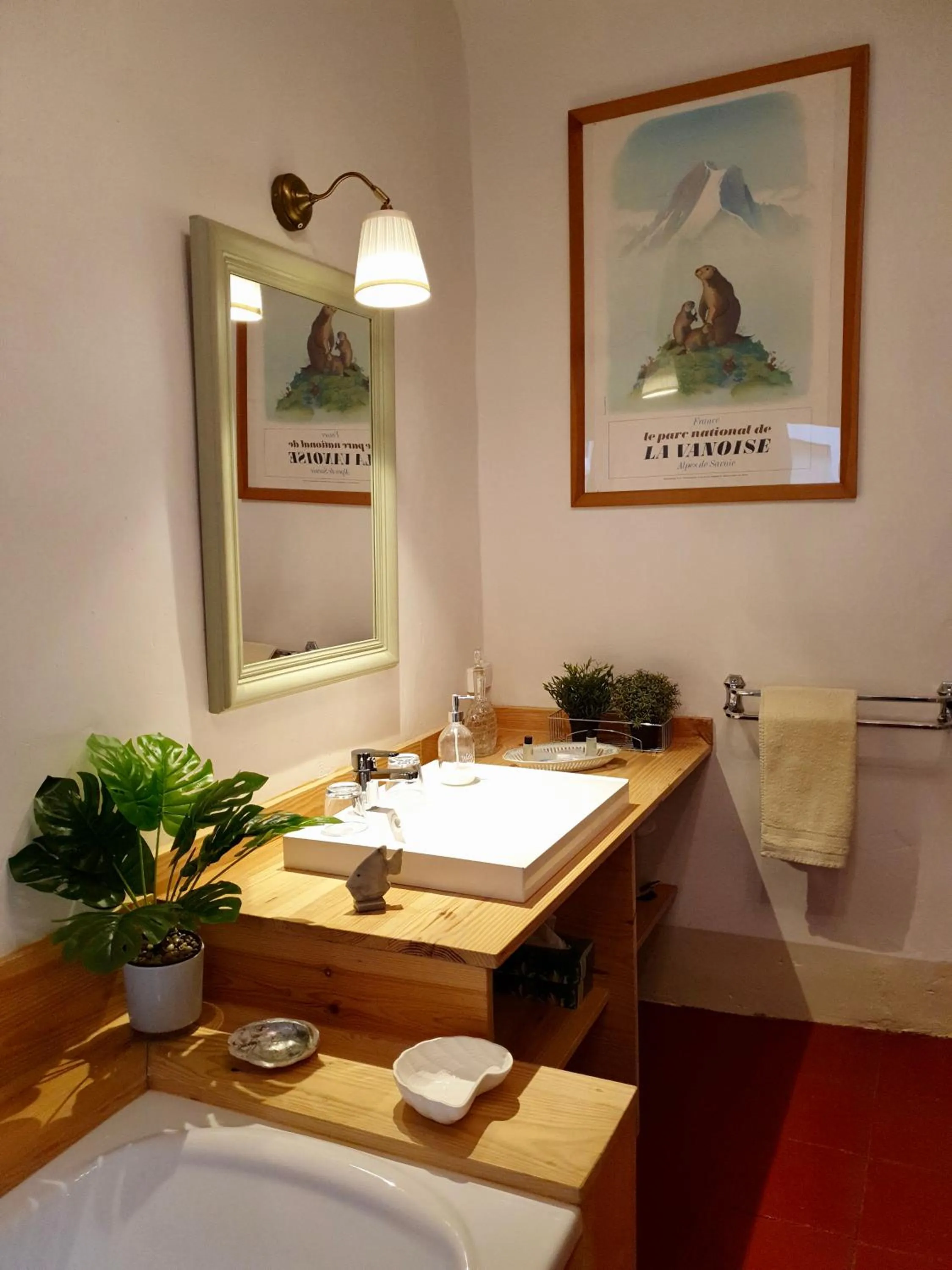 Bathroom in Ombre Rose