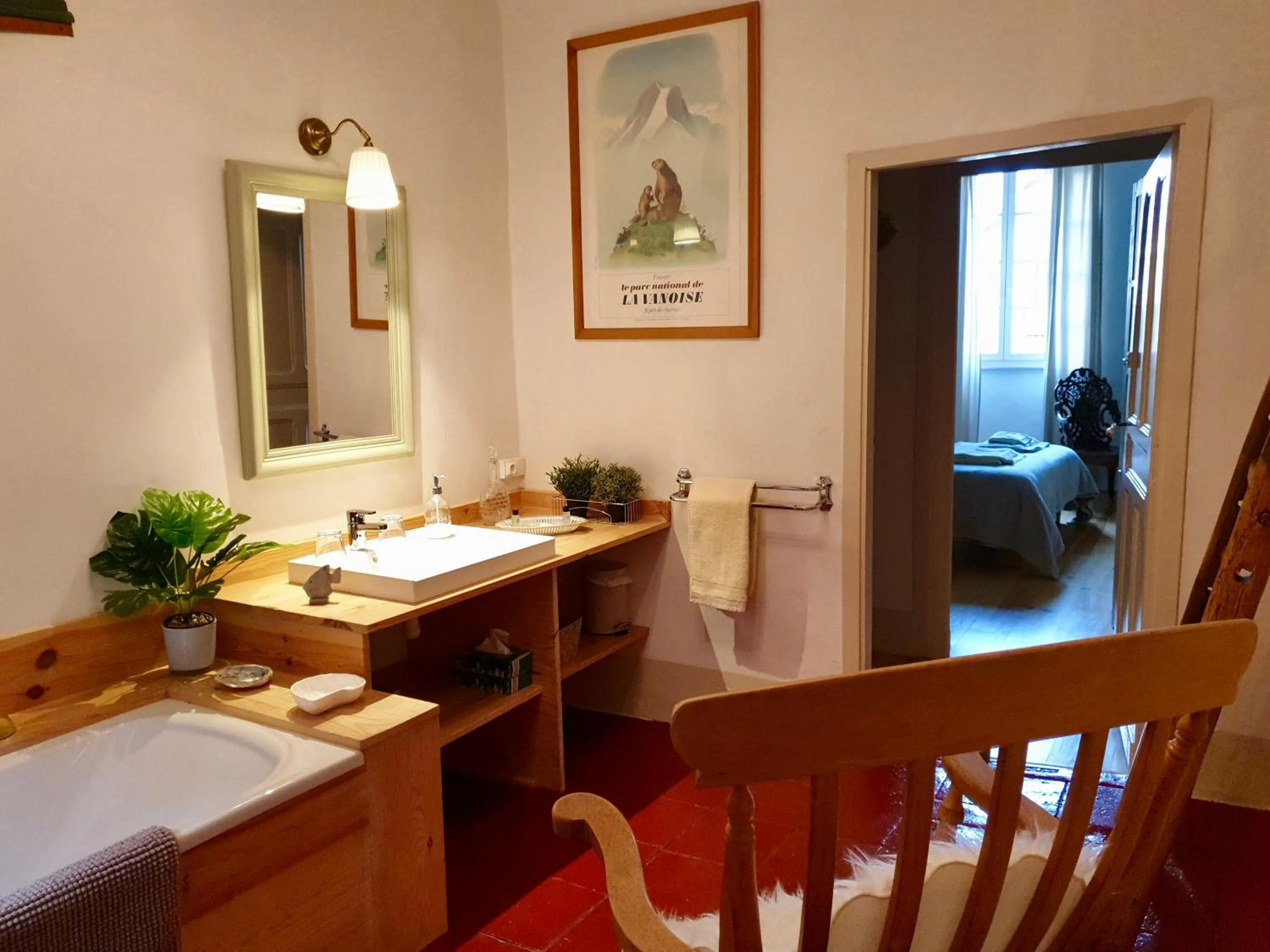 Bathroom in Ombre Rose