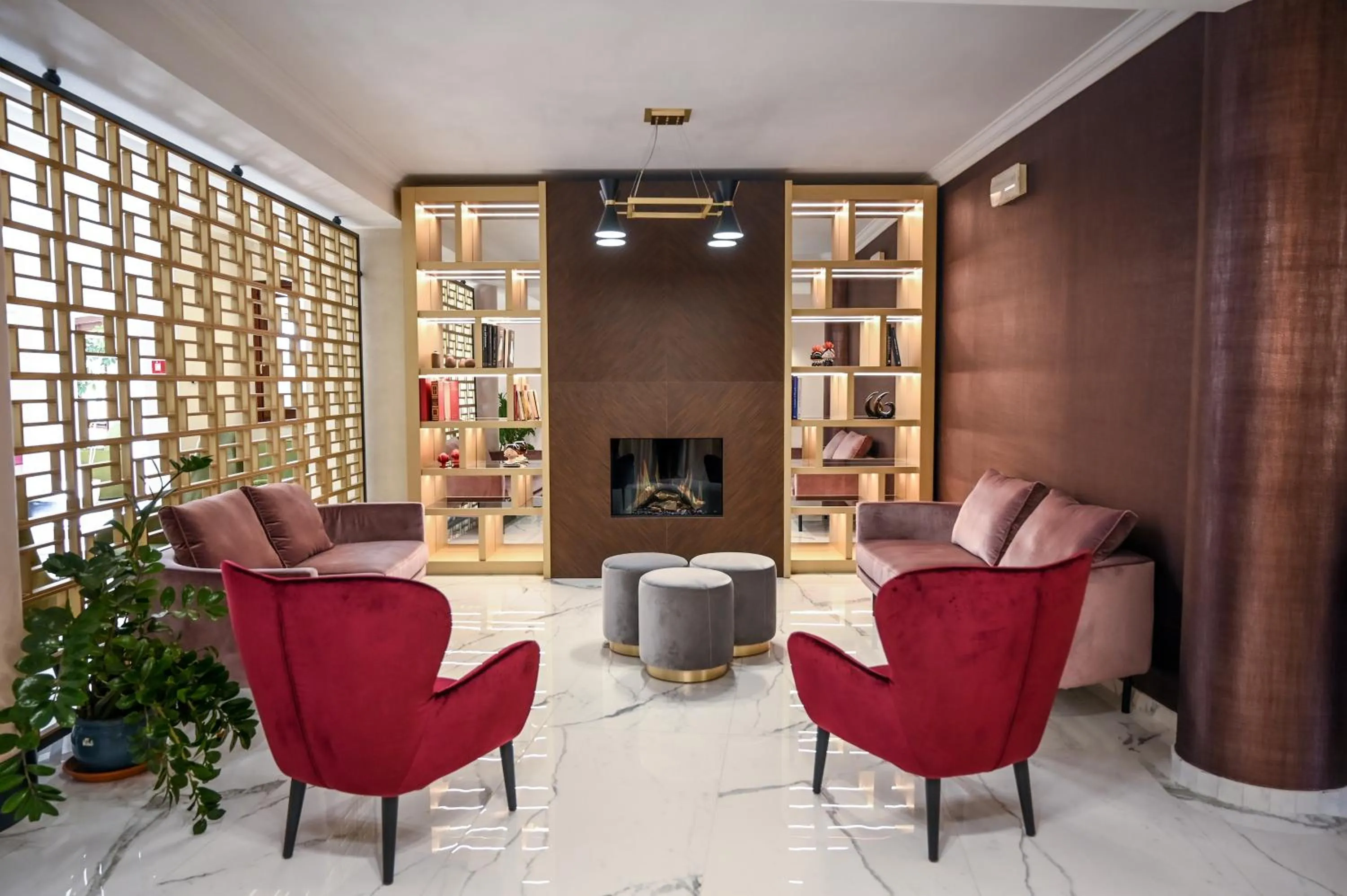 Lobby or reception in Roma Domus Hotel