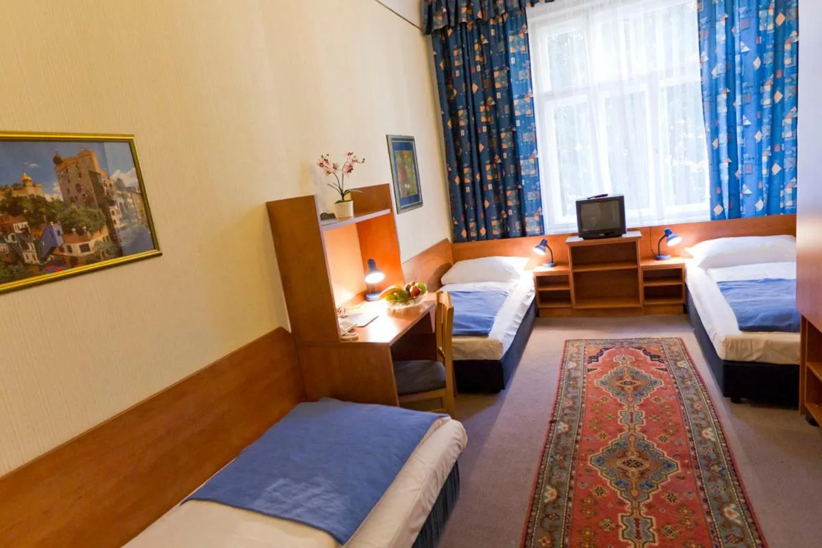 Bed in Hotel-Pension Bleckmann