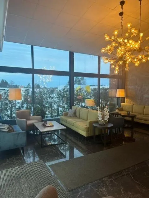 Seating area in Almnäs Park Hotel