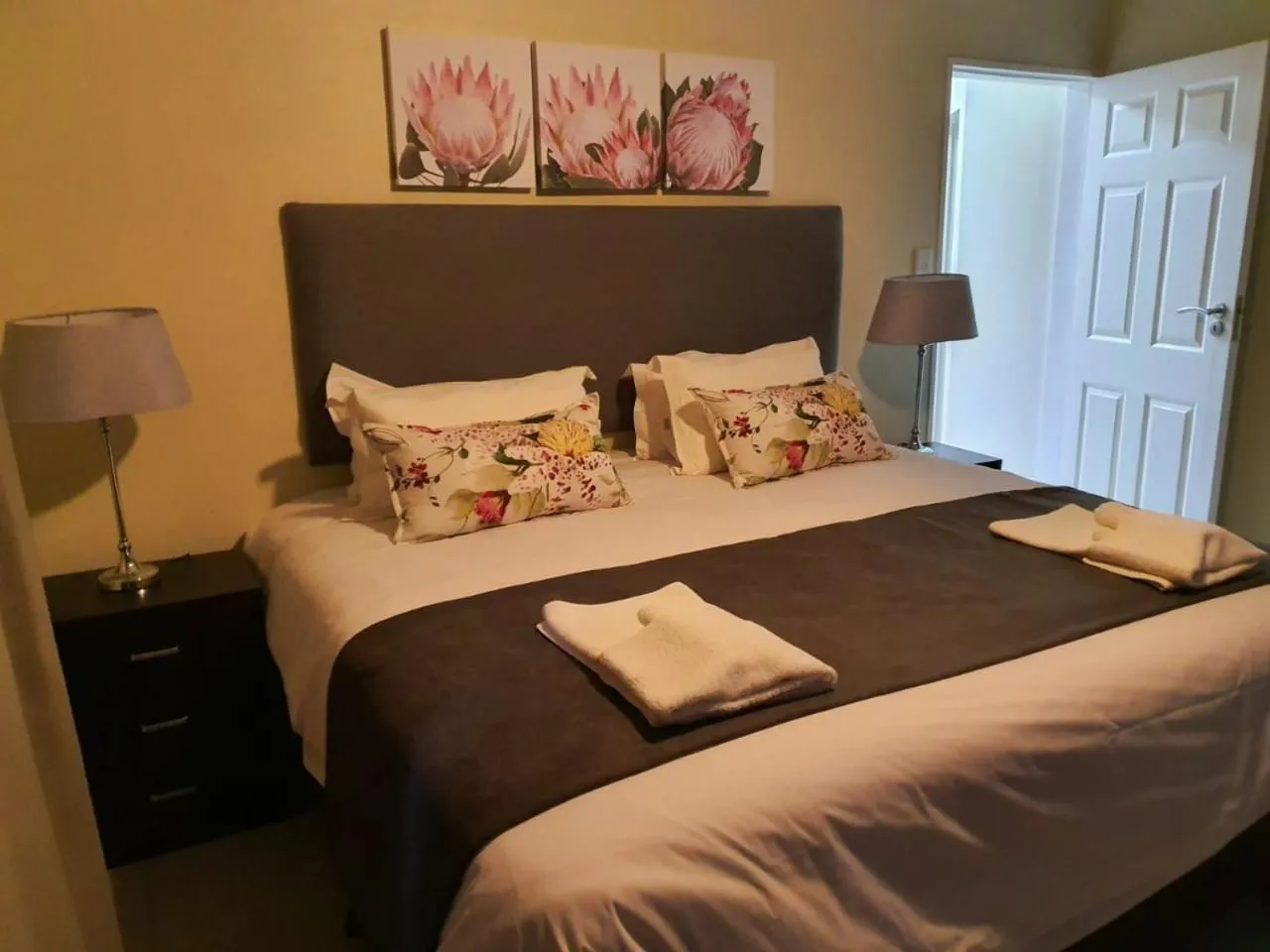 Bed in Seasons Golf, Leisure, Spa