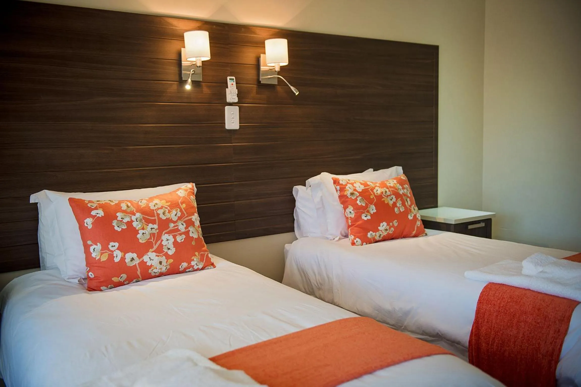 Bedroom, Bed in Seasons Golf, Leisure, Spa