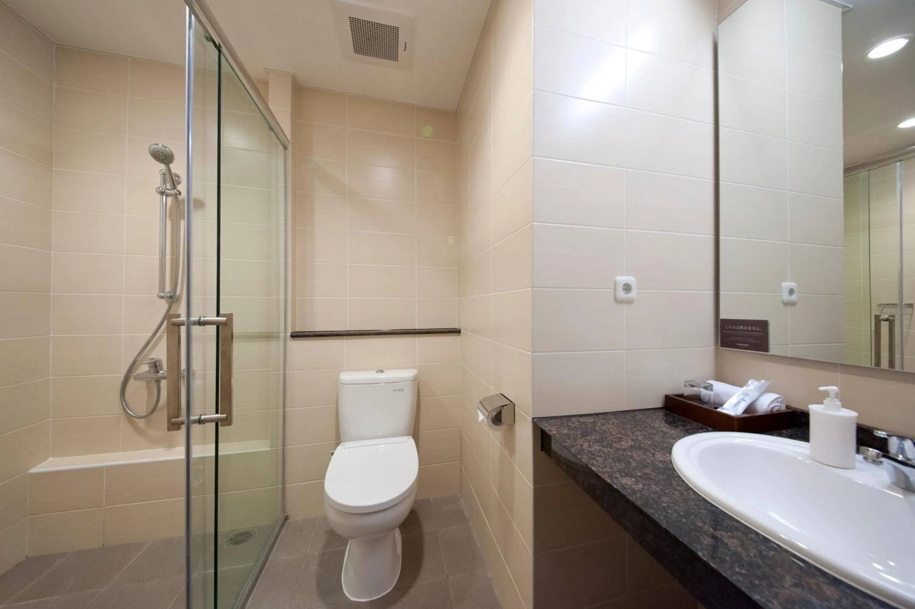 Toilet in Sancrest Residence Deltamas