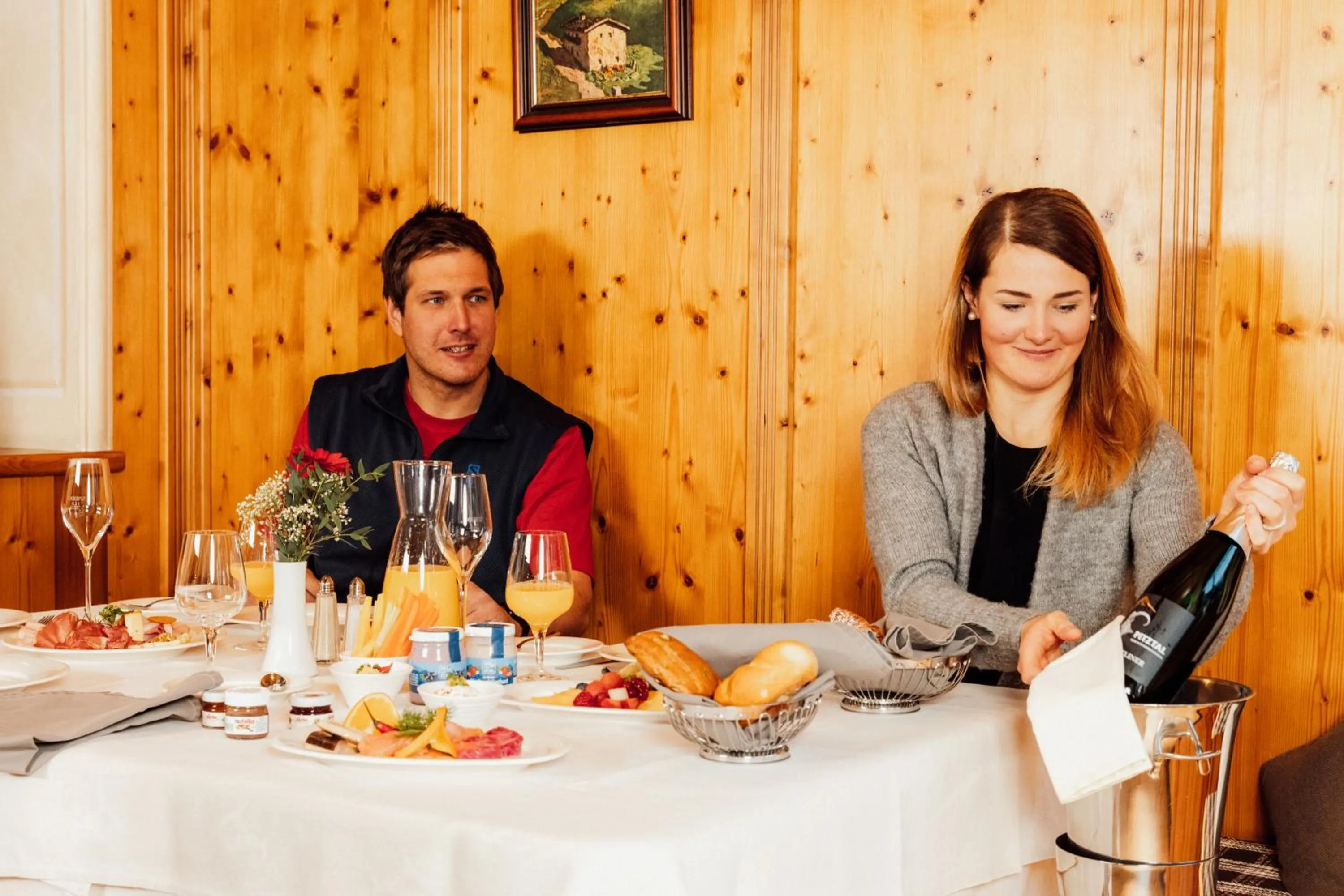 Restaurant/places to eat in Hotel Mittagskogel Pitztal