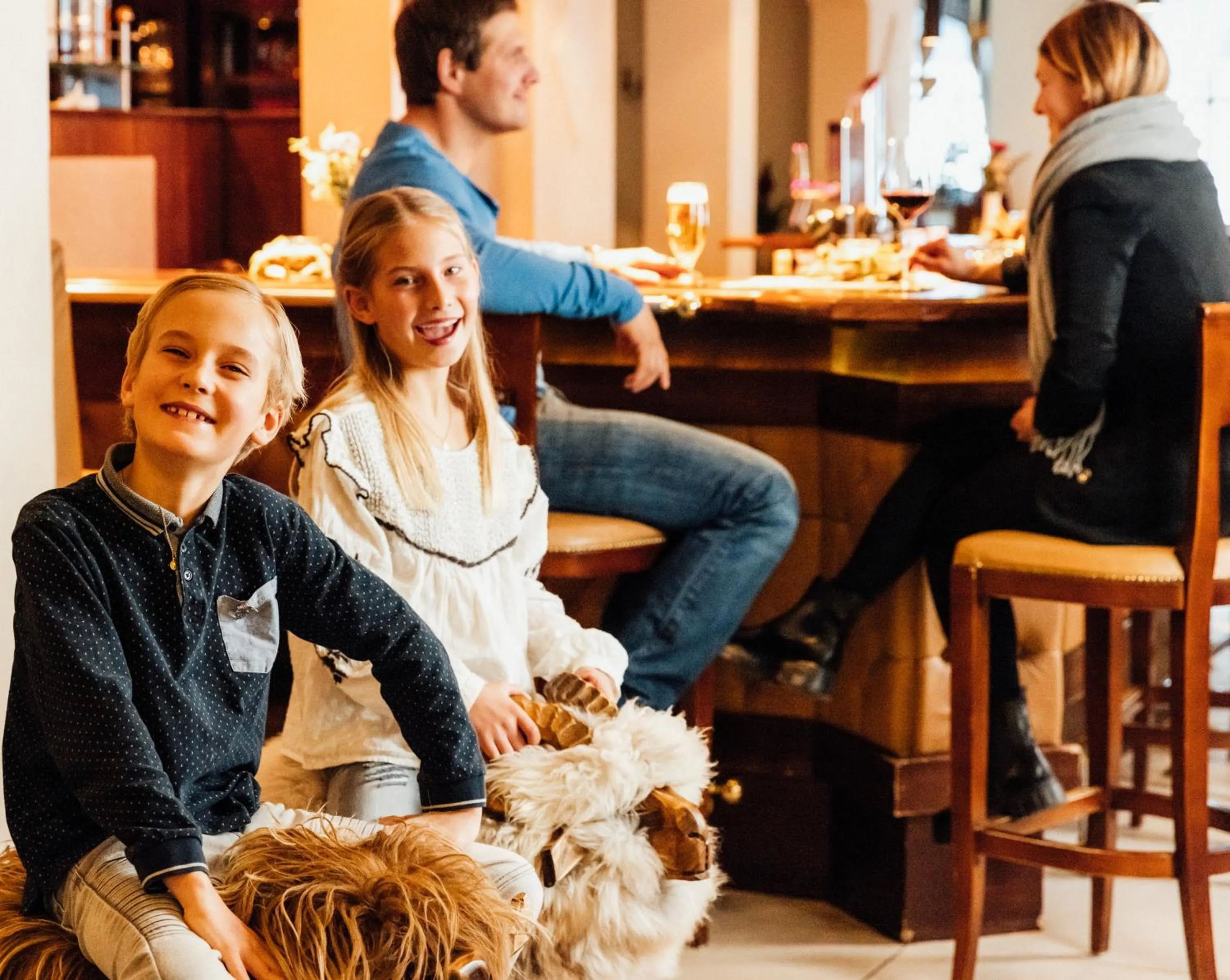 Lounge or bar in Hotel Mittagskogel Pitztal