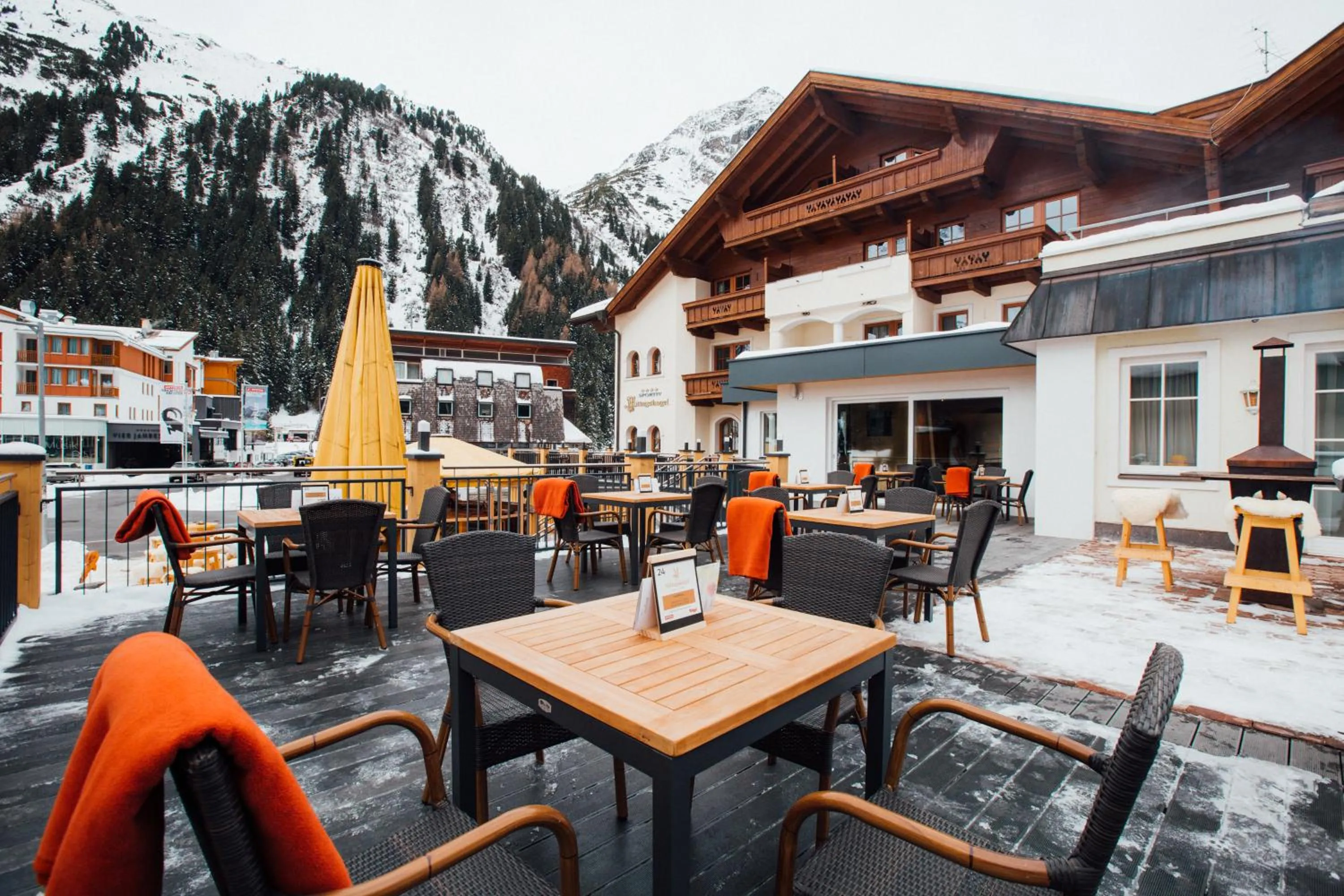 Property building in Hotel Mittagskogel Pitztal