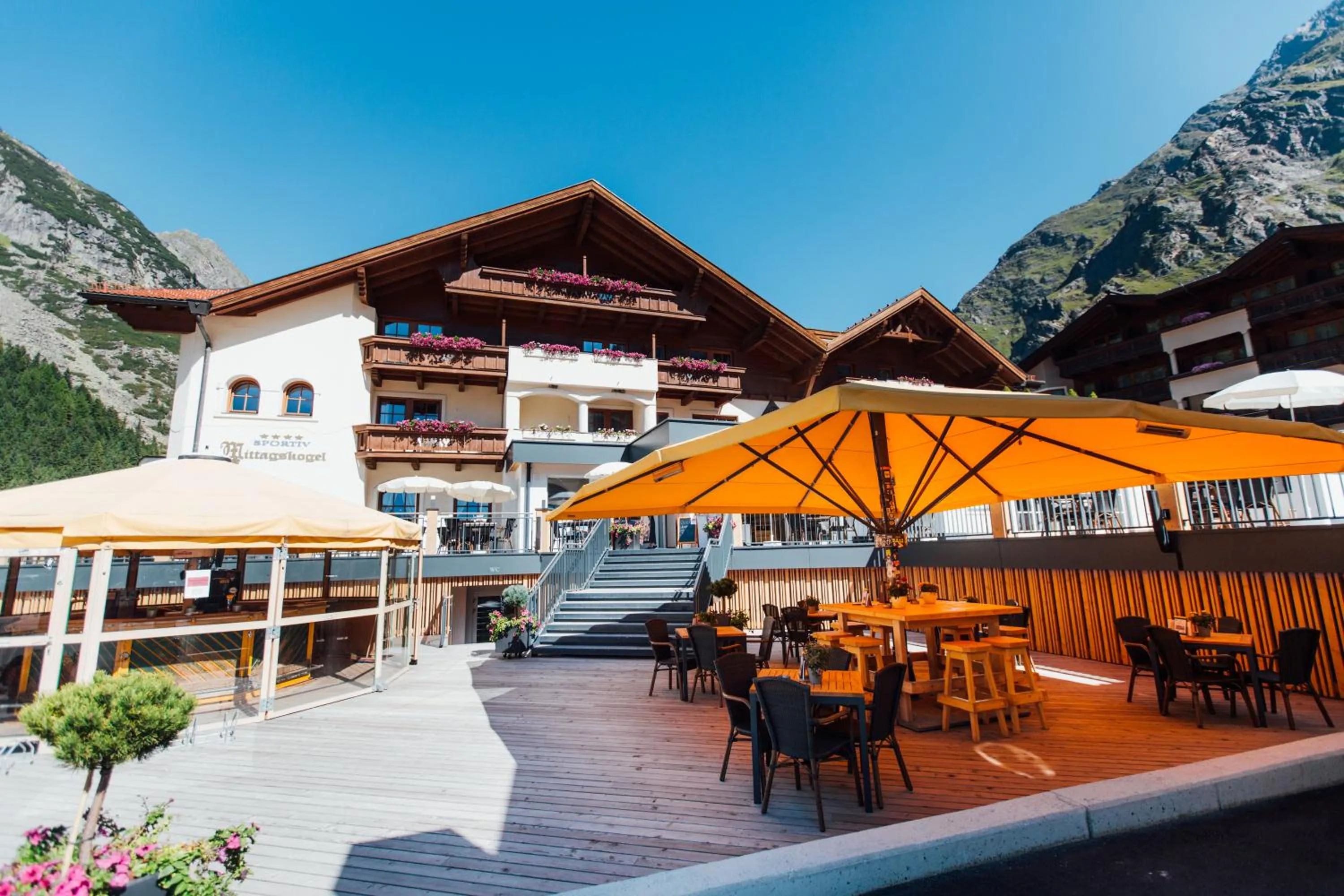 Property building in Hotel Mittagskogel Pitztal