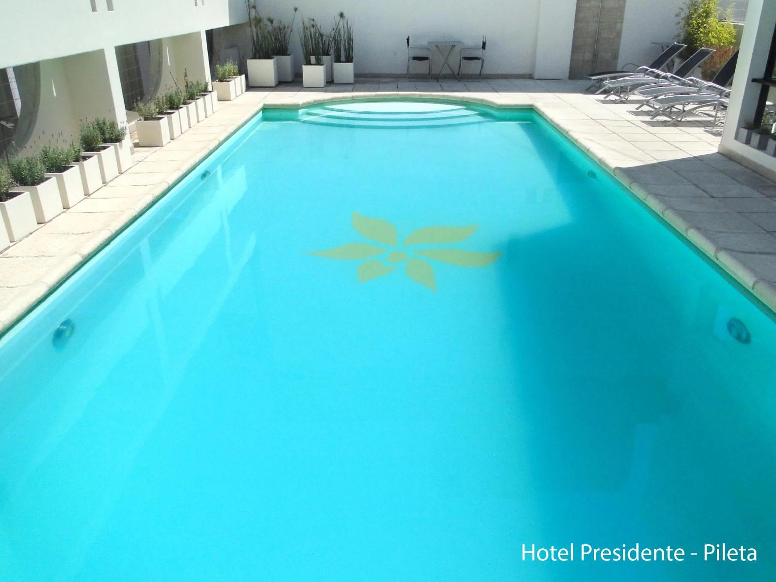 Swimming pool in Hotel Solans Presidente